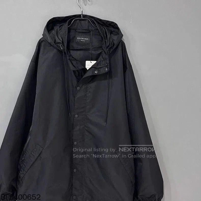 Balenciaga Balenciaga SS23 Logo Tape Hooded Jacket. Size US S / EU 44-46 / 1 - 6 Thumbnail