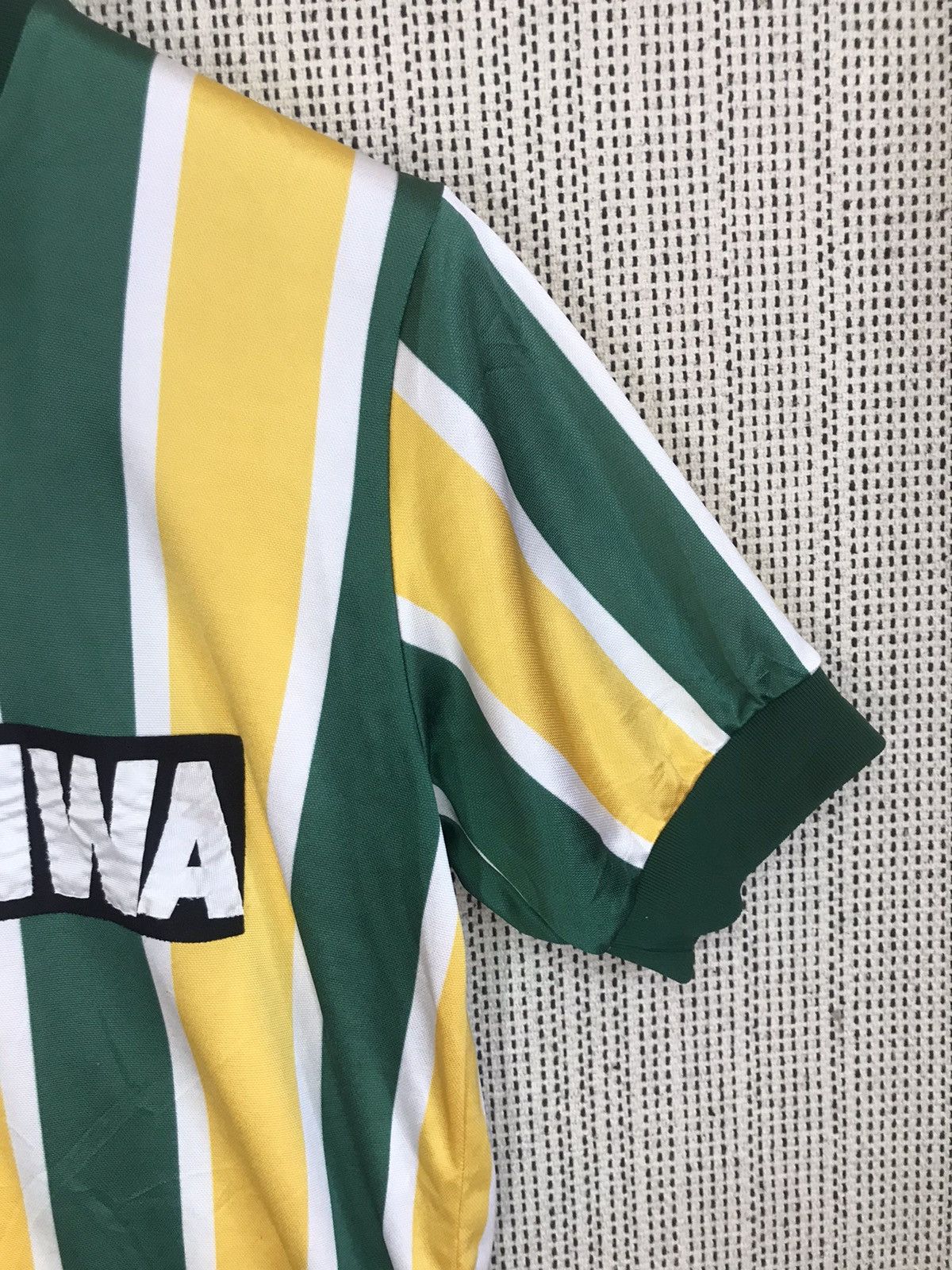Japanese Brand 🔥VERY RARE VTG 80sSOCCER JERSEY FC KASHIWA JAPAN FOOTBALL Size US M / EU 48-50 / 2 - 3 Thumbnail