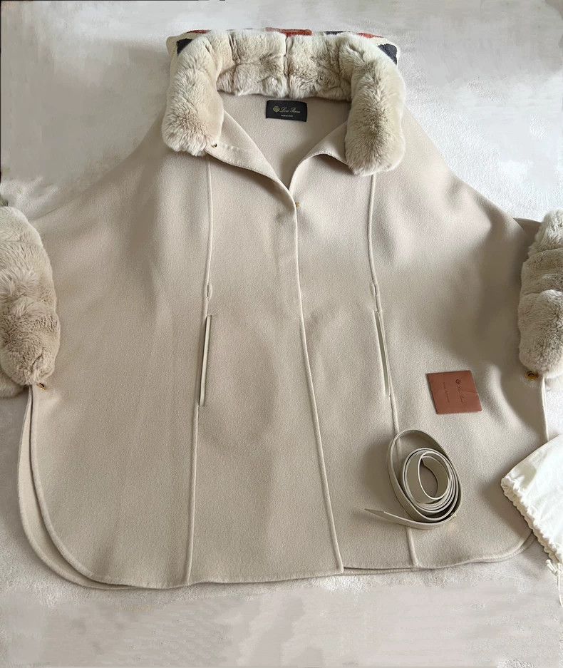 Loro Piana LORO PIANA A sheep's woolen fur cloak Size L / US 10 / IT 46 - 1 Thumbnail