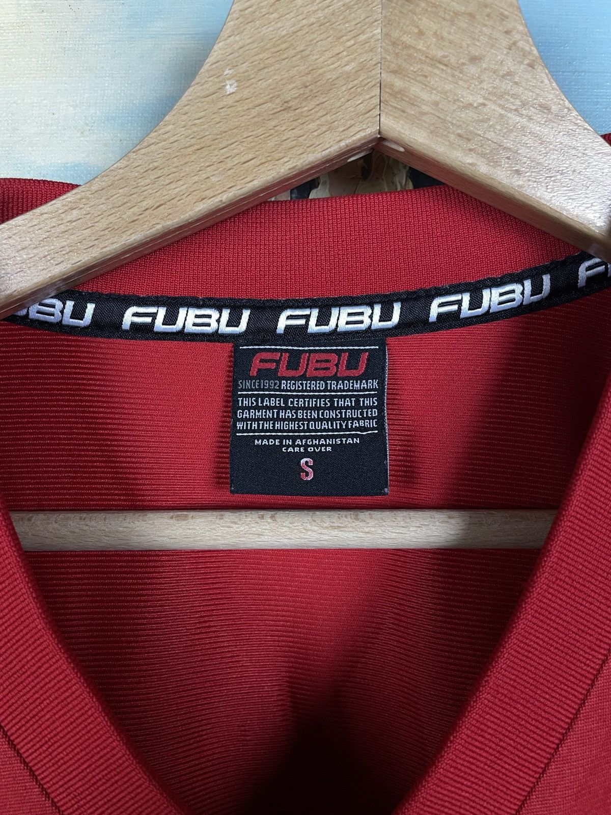 Fubu Fubu Vintage Y2k Red Crop Top Tee Skate Swag Drip Streetwear Size S / US 4 / IT 40 - 7 Thumbnail