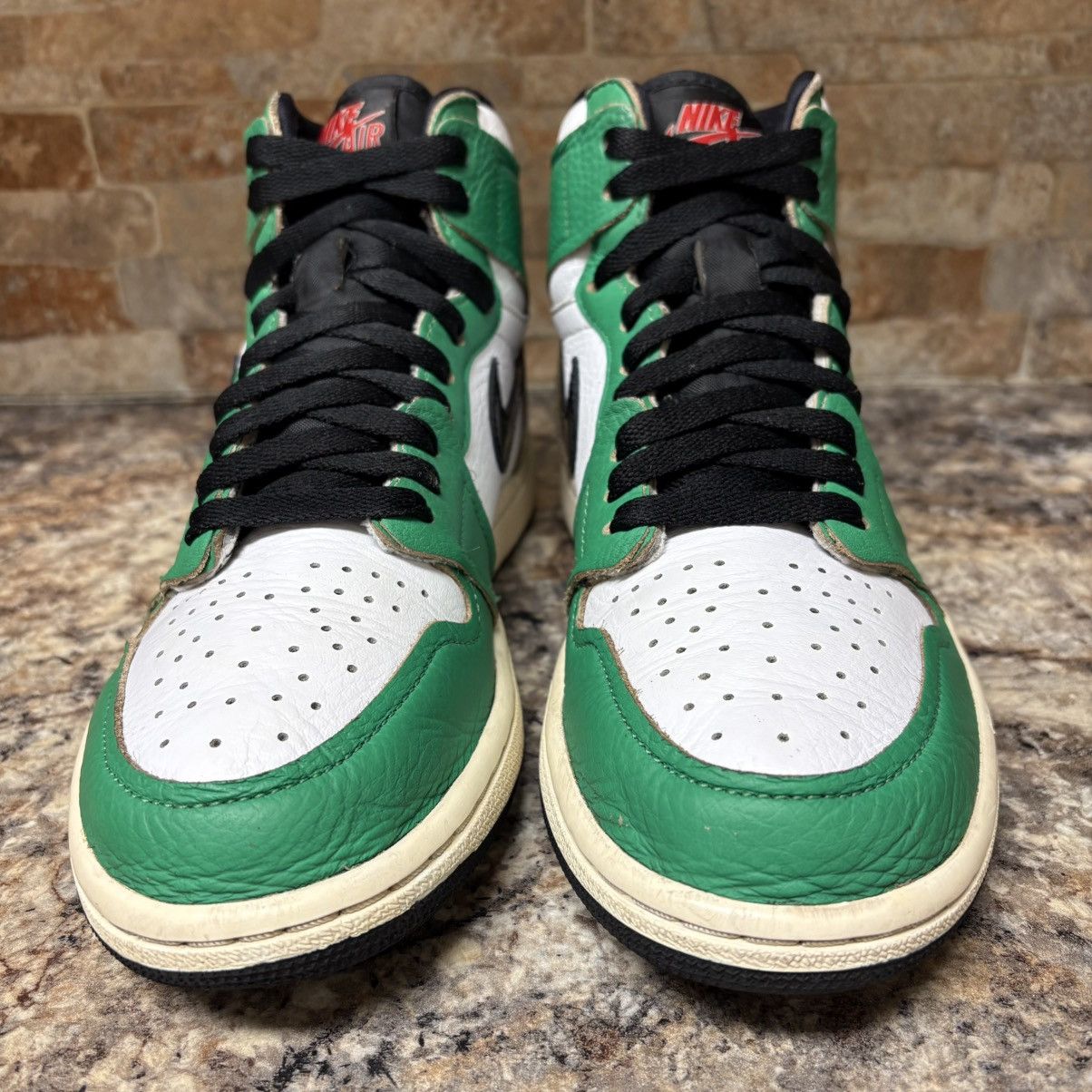 Jordan Brand × Nike Air Jordan 1 Retro OG High Lucky Green Women's Size 8 Size US 8 / IT 38 - 4 Thumbnail