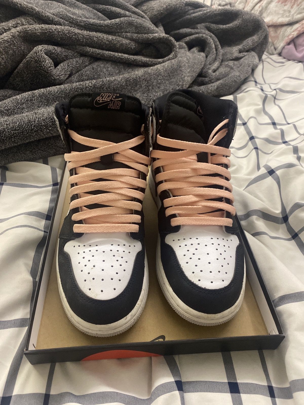 Nike Jordan 1 high stage haze Size US 8 / EU 41 - 6 Thumbnail