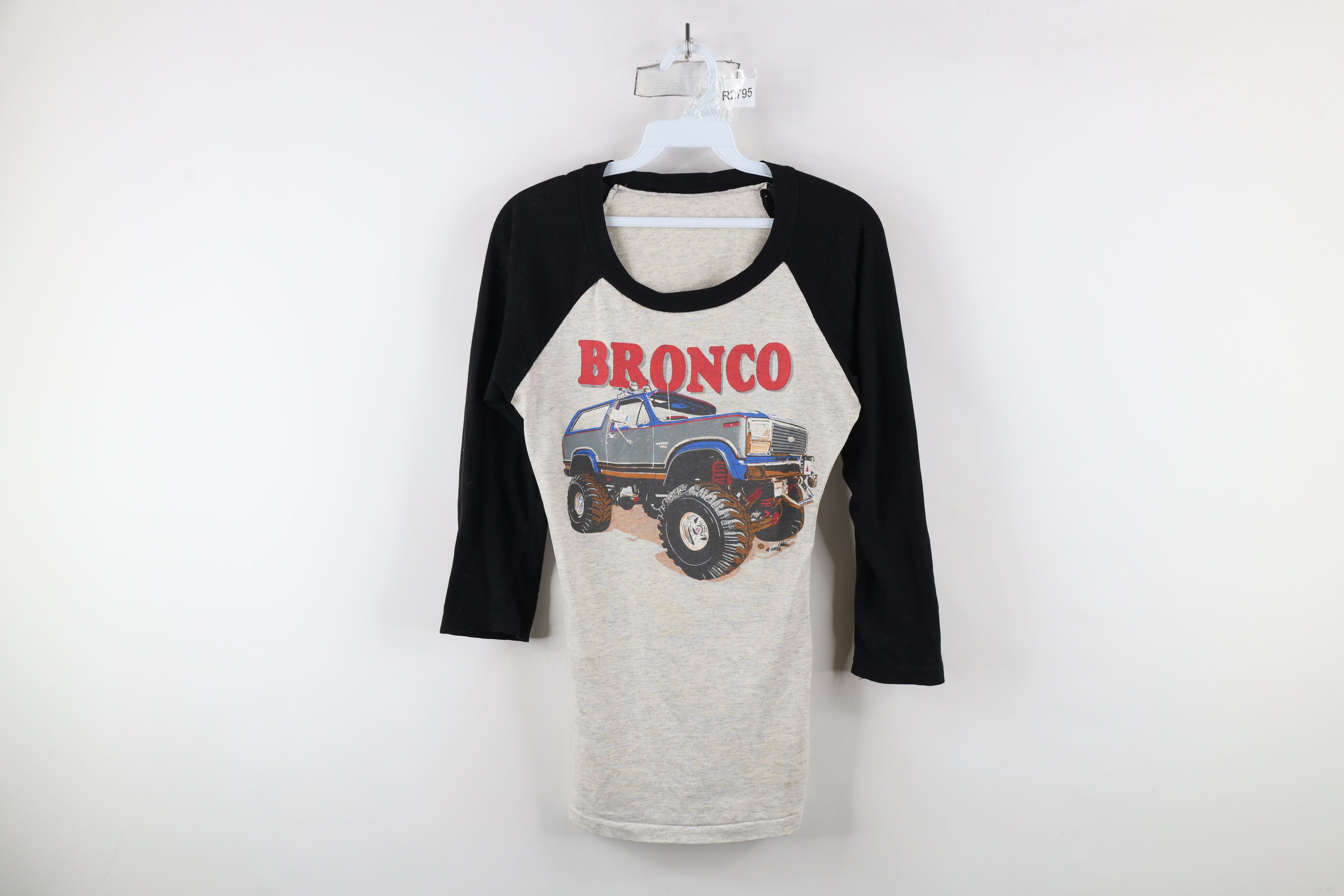 Vintage Vintage 90s Ford Motor Co Ford Bronco Raglan T-Shirt USA Size S / US 4 / IT 40 - 1 Thumbnail
