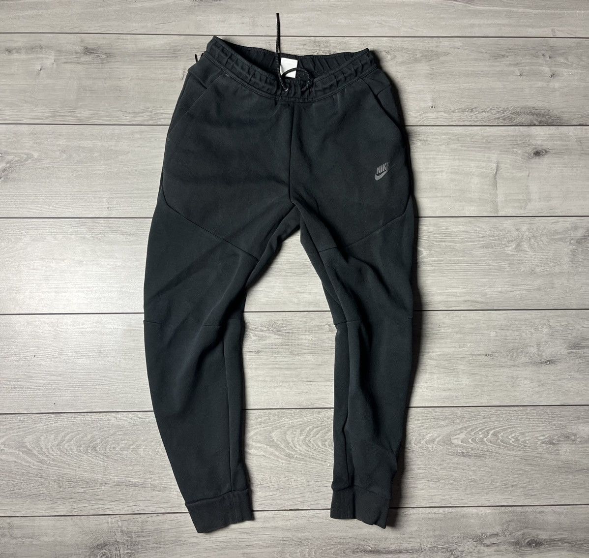 Nike Nike tech fleece sweatpants size S/M Size US 30 / EU 46 - 1 Thumbnail
