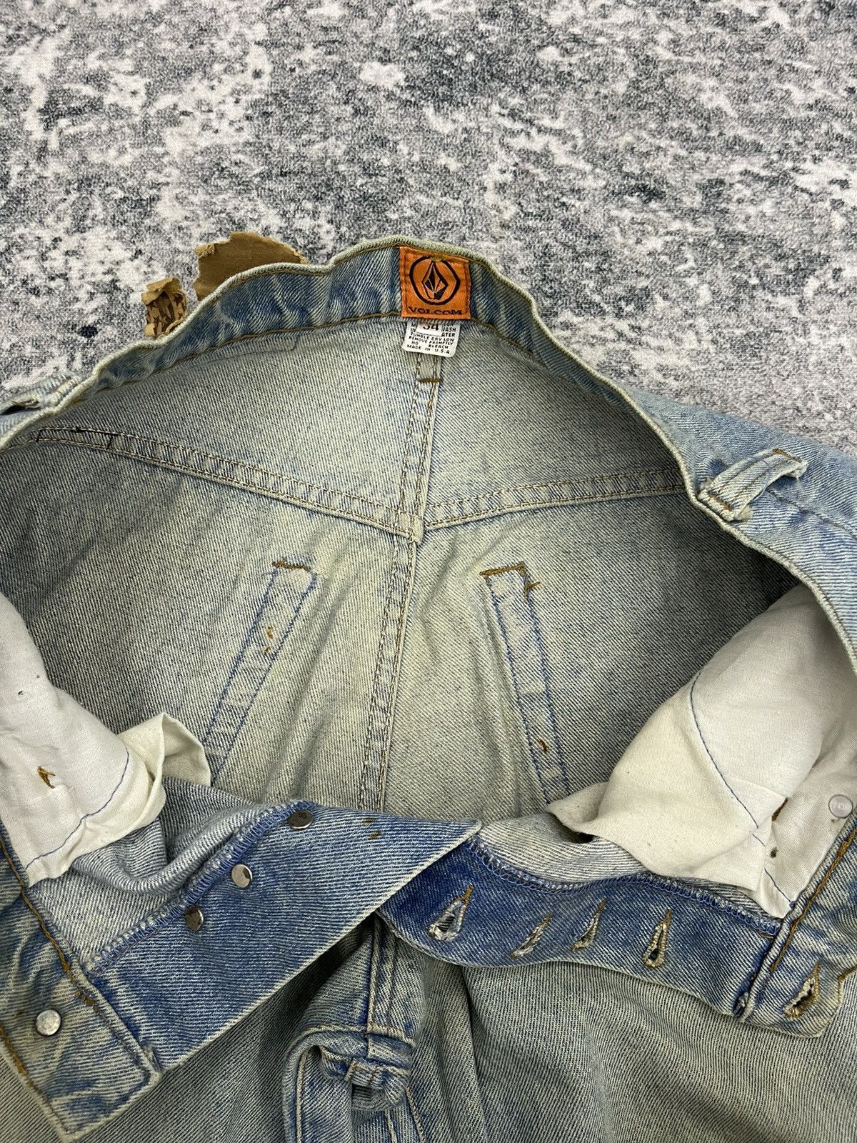 Vintage Volcom Baggy Fly Button Denim