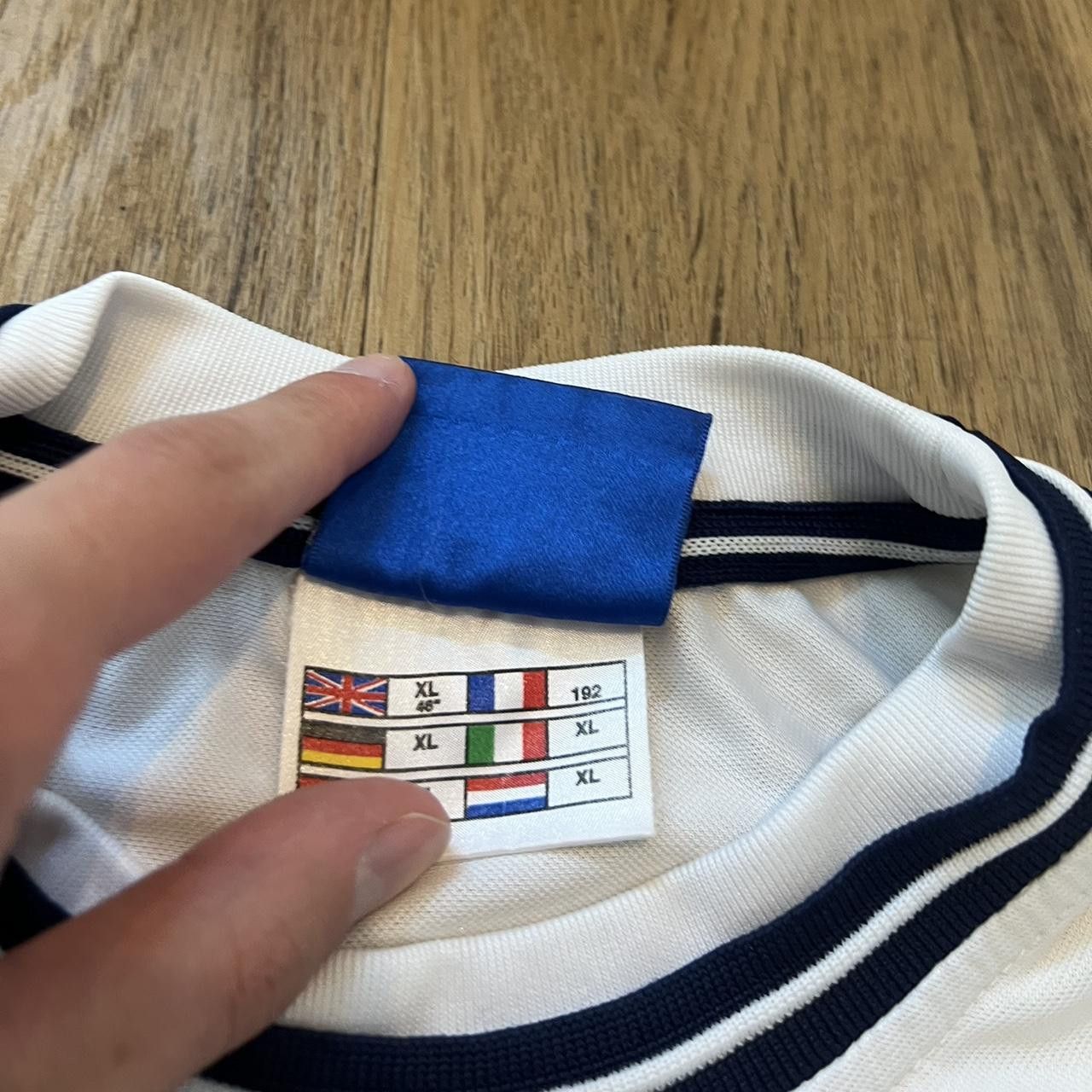 Umbro England home football shirt 1999-00- Umbro Size US XL / EU 56 / 4 - 5 Thumbnail