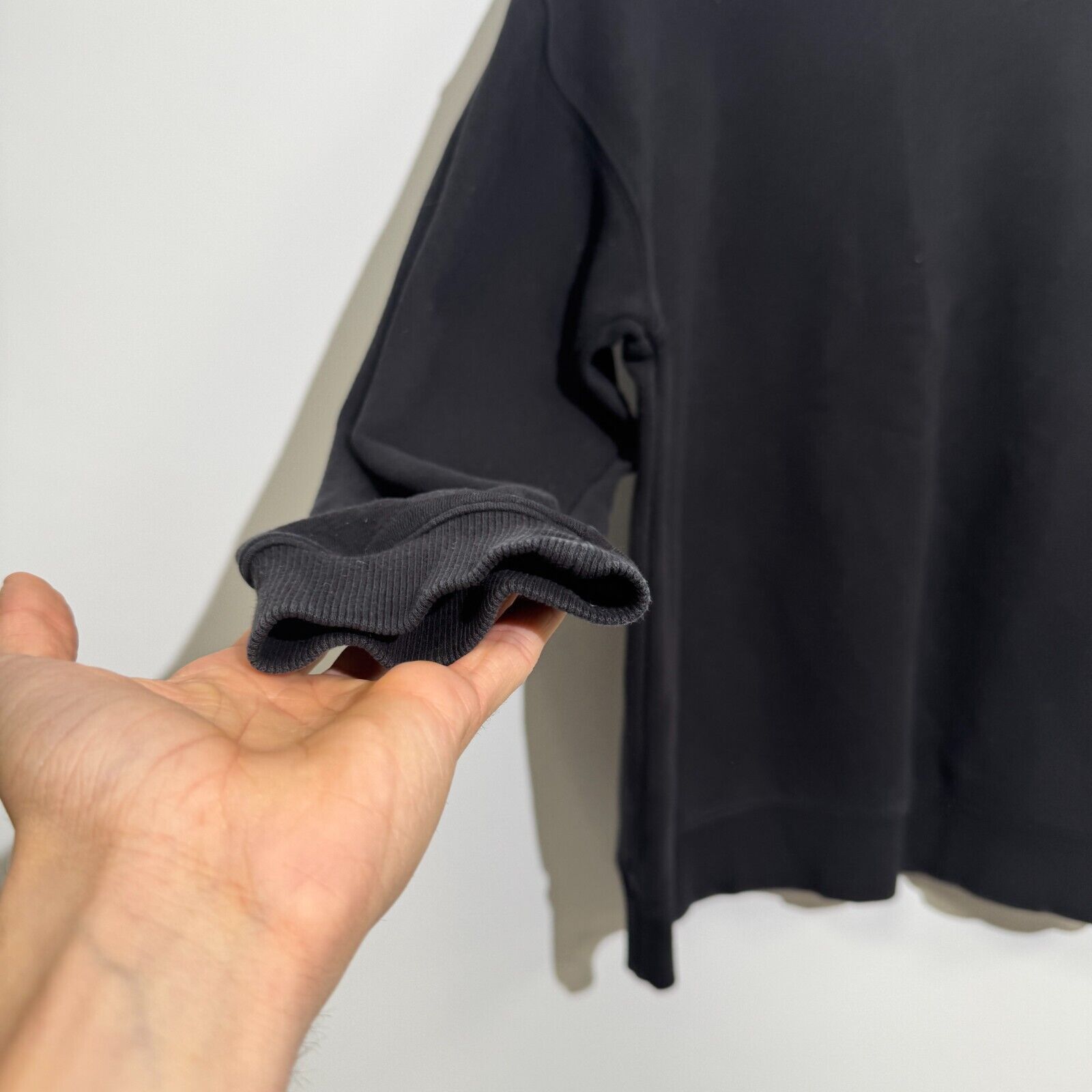 Vintage Vintage Unisex Black Cotton Crewneck Size M Stranger Size US M / EU 48-50 / 2 - 9 Thumbnail