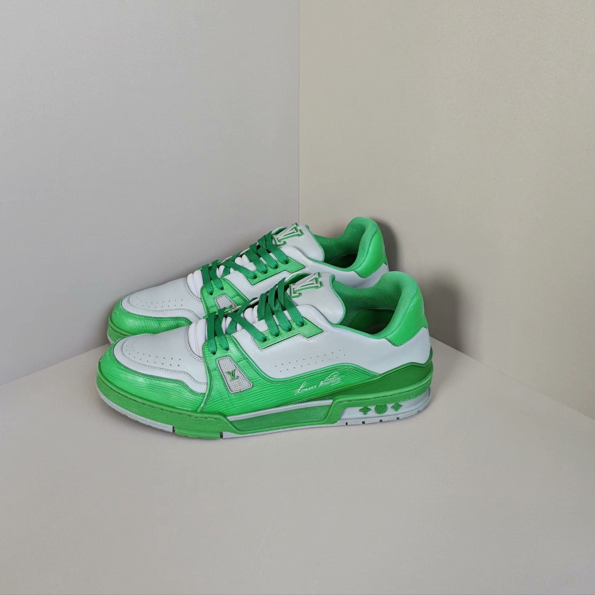 Louis Vuitton Louis Vuitton Training Green Lowtop Sneakers 12 Men Size US 12 / EU 45 - 1 Thumbnail