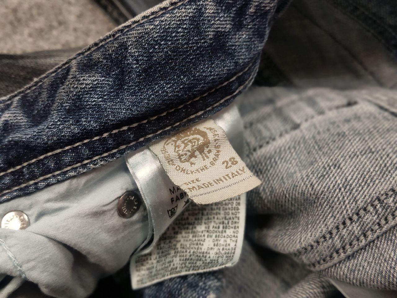 Diesel Diesel Thanaz Vintage Waxed Distressed Denim Jeans l.g.b. Size US 30 / EU 46 - 20 Thumbnail