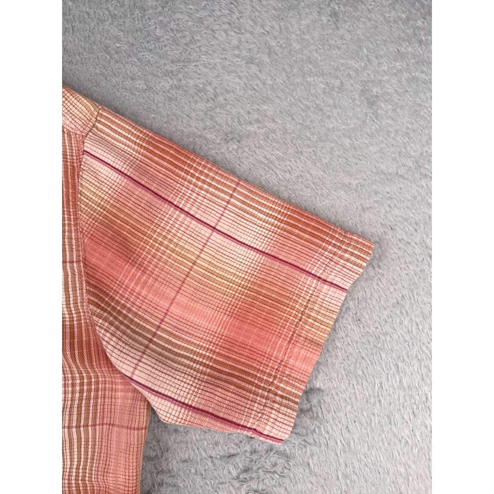 Tommy Bahama Tommy Bahama Shirt Men Large Pink Beige Plaid Button-Up 100% Silk Pocket Aloha Hawaiian Resort Casual Shirt Mens Size US L / EU 52-54 / 3 - 2 Thumbnail