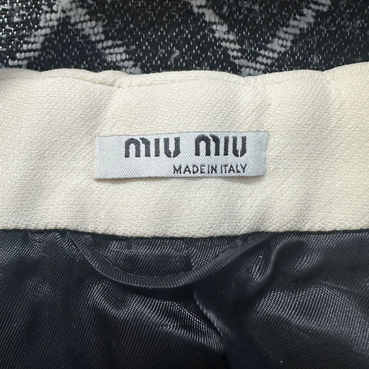Miu Miu MIU MIU navy collar black white short jacket Unused 40 Size S / US 4 / IT 40 - 3 Thumbnail