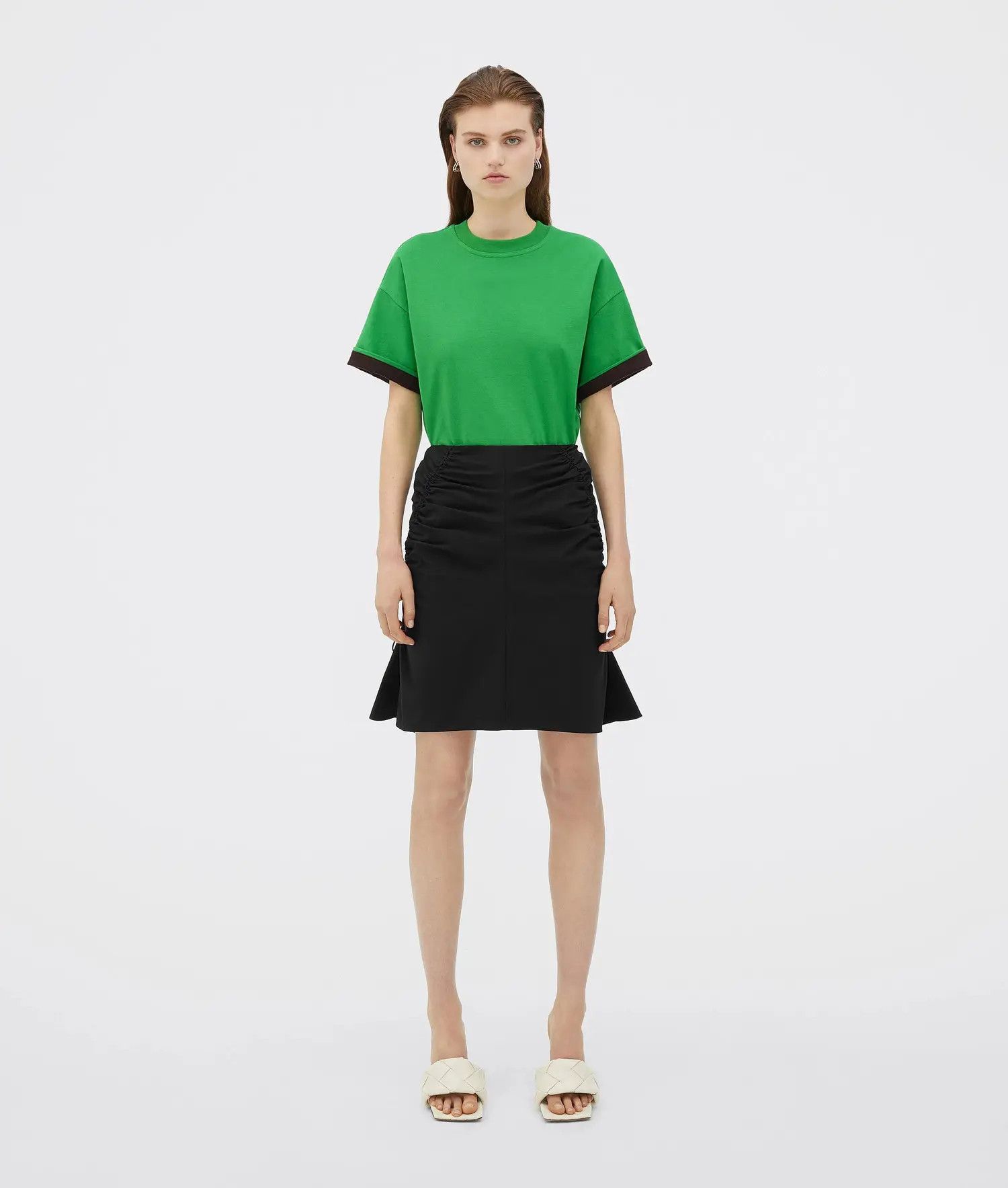 Bottega Veneta o1n1vont1224 T-Shirt in Black & Green Size XXS / US 00 / IT 34 - 1 Thumbnail