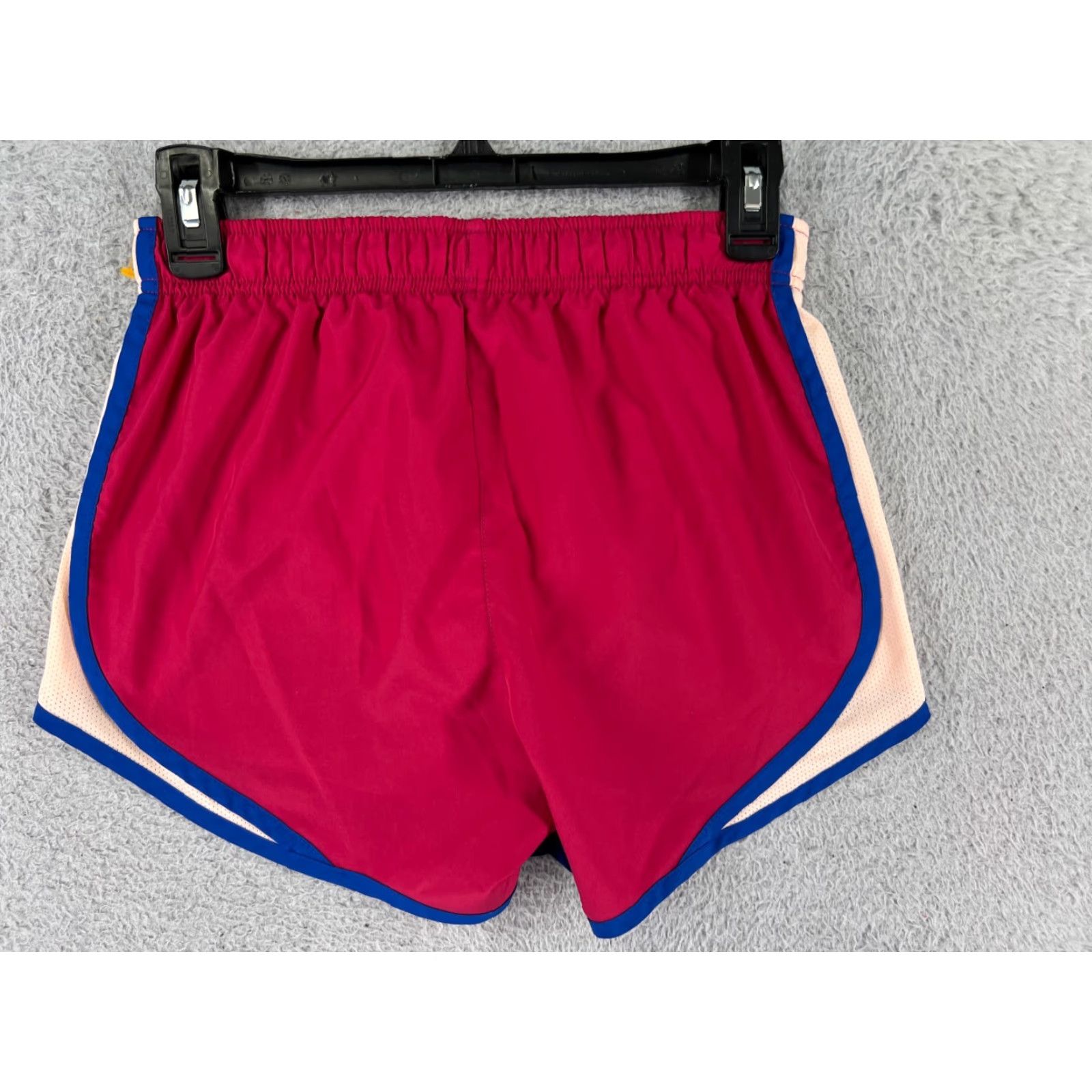 Nike VINTAGE Nike Shorts Womens XS Pink Dri-Fit Elastic Waist Athletic Shorts Womens XS Pink Nike Size 26" / US 2 / IT 38 - 2 Thumbnail
