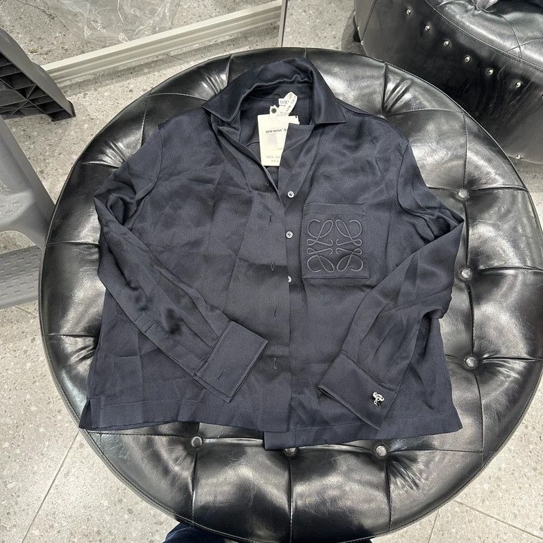 Loewe LOEWE A loose single-breasted long-sleeved shirt in pure C Size XXS / US 00 / IT 34 - 1 Thumbnail