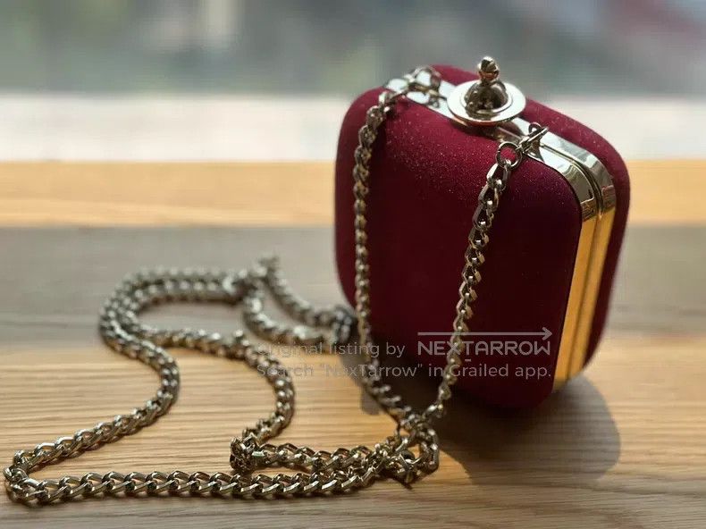 vivienne westwood size os Saturn Cherry Red Shiny Evening B
