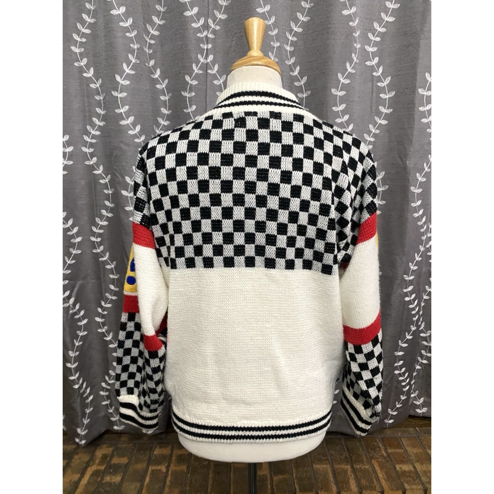 Vintage VINTAGE 80’s A’Milano Checkered Cardigan Sweater Embroidered Women’s Size Small Size S / US 4 / IT 40 - 3 Thumbnail