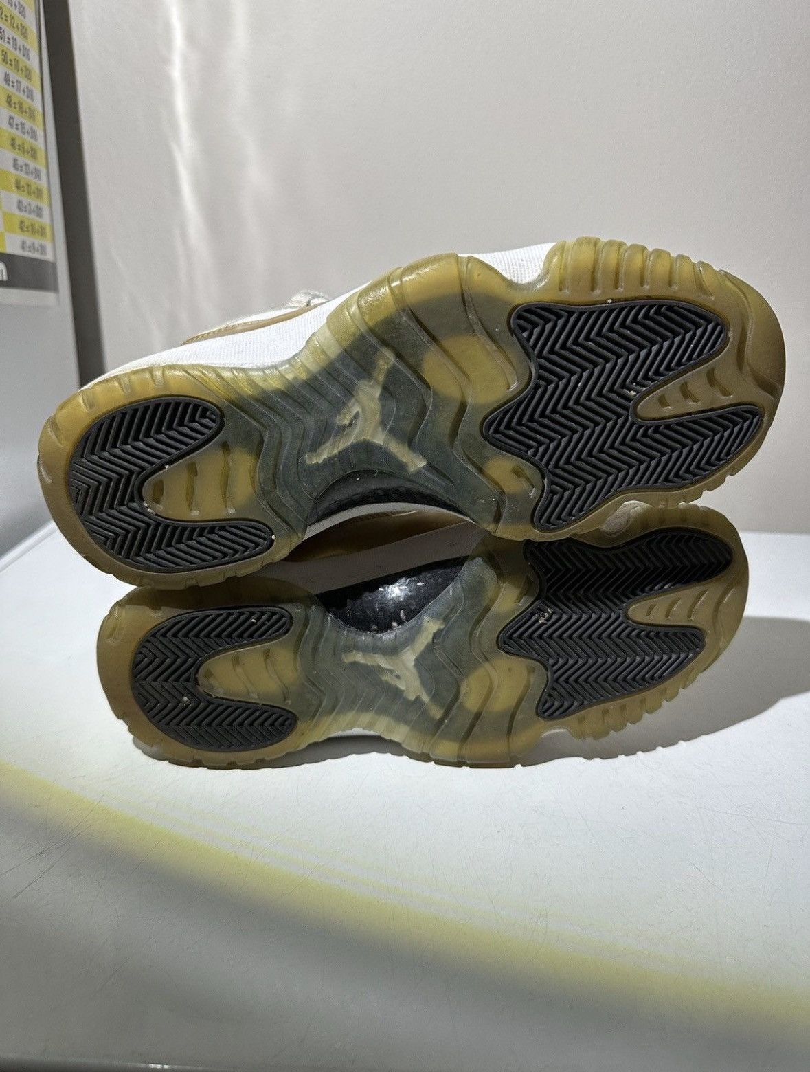Jordan Brand Jordan 11 Low Closing Ceremony Size US 8 / EU 41 - 7 Thumbnail