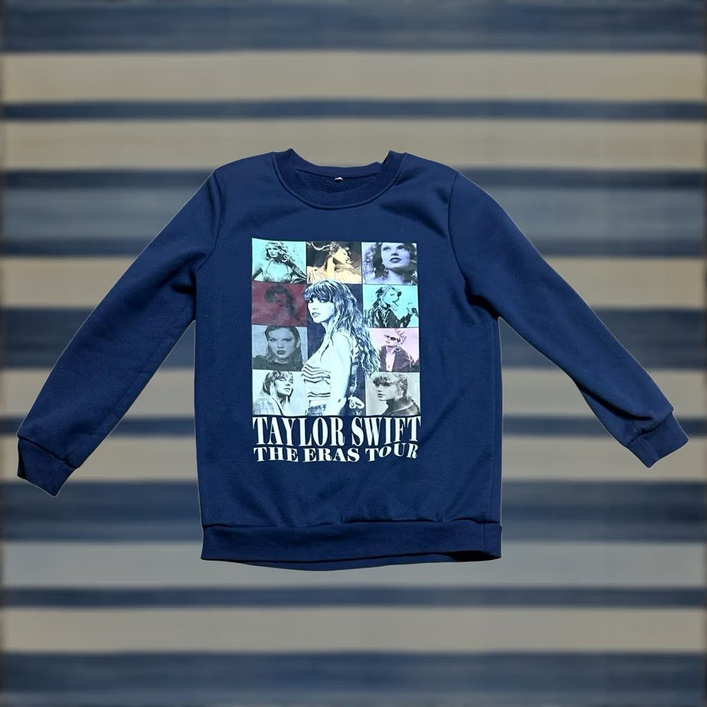 Vintage Taylor Swift The Eras Tour Style Navy Blue Graphic Crewneck Sweatshirt Sz Small Size S / US 4 / IT 40 - 1 Thumbnail