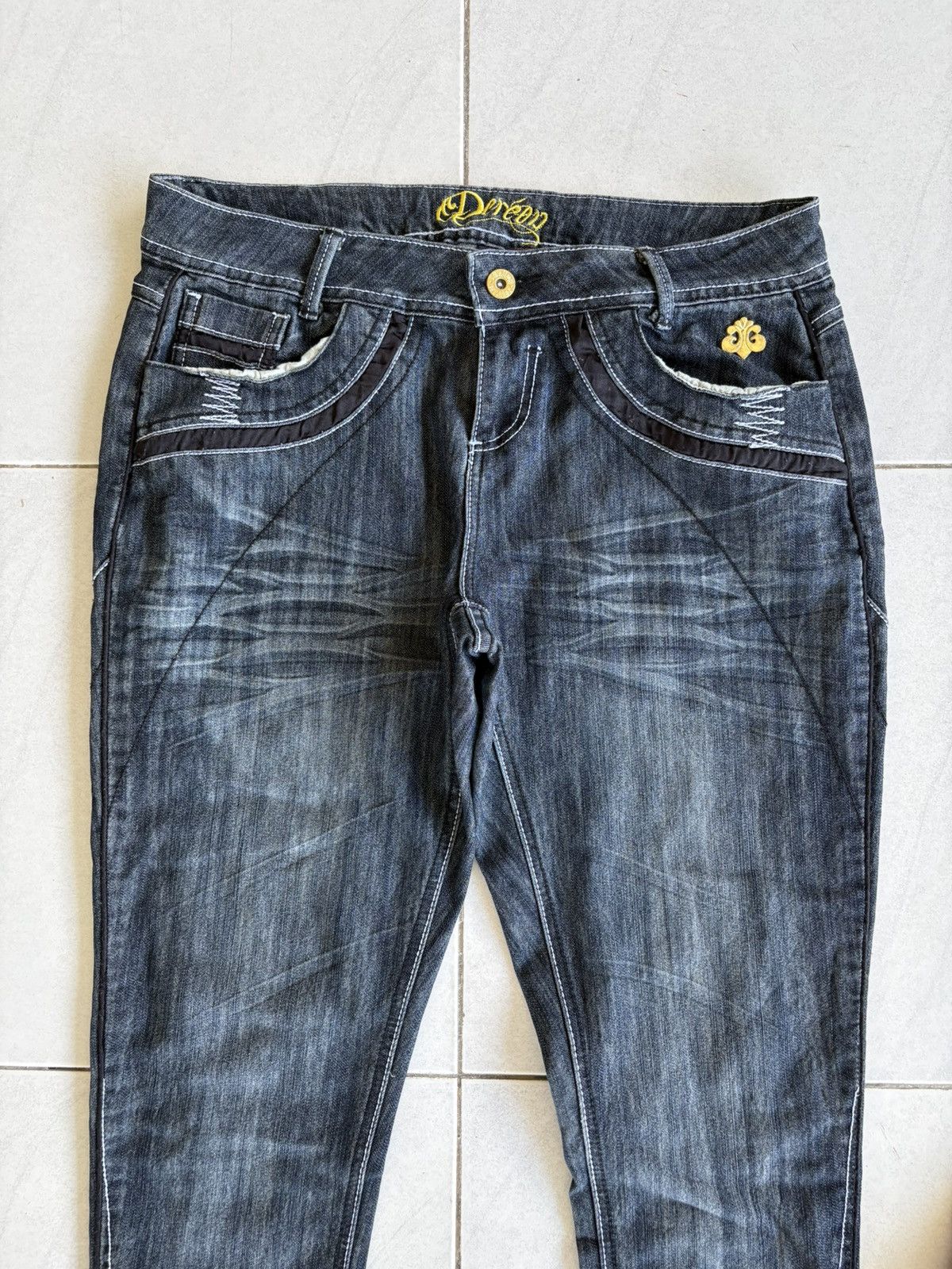 Other Dereon Streetwear Distressed Denim Size US 33 - 3 Thumbnail