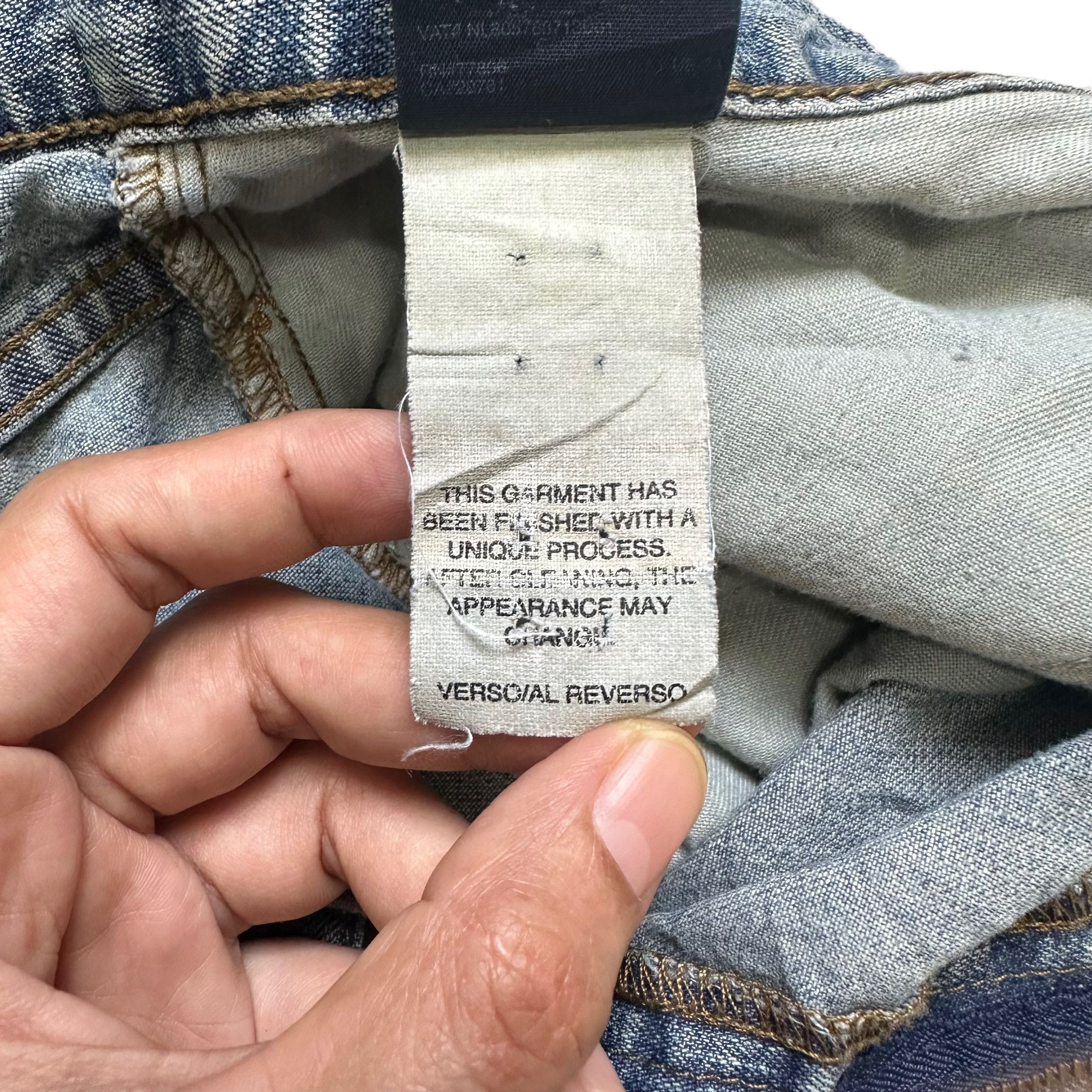 Tommy Hilfiger TOMMY HILFIGER CLASSIC FIT LIGHT WASH DENIM PANTS #7455-147 Size US 43 - 10 Thumbnail