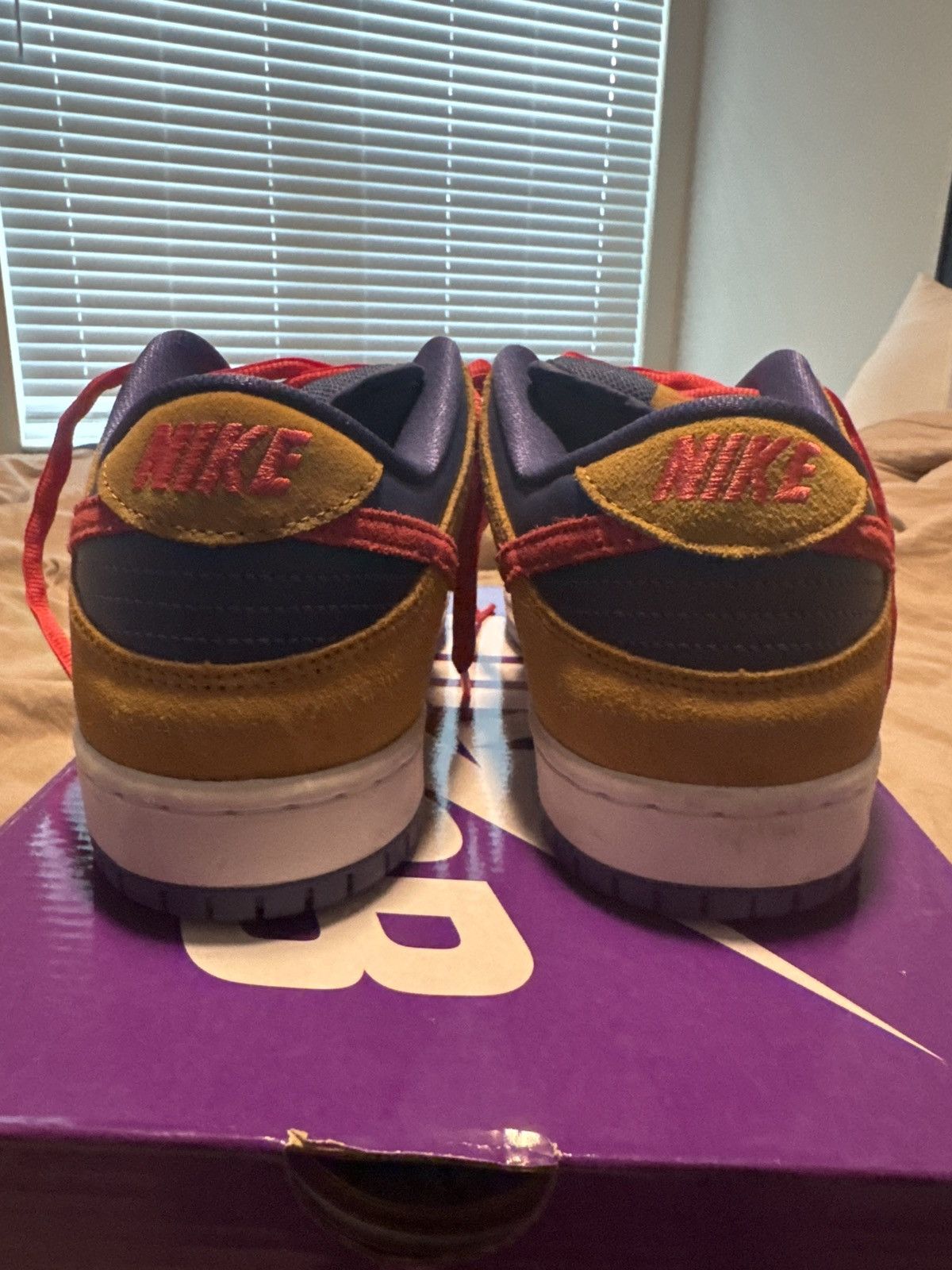Nike Reverse Papa Bear Nike SB low Size US 11 / EU 44 - 7 Thumbnail