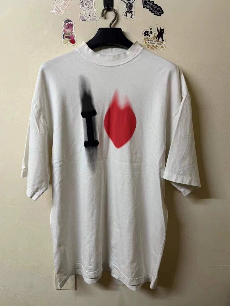 Balenciaga Balenciaga Love Short Sleeves Limited for Valentine's Day Size US XS / EU 42 / 0 - 1 Thumbnail