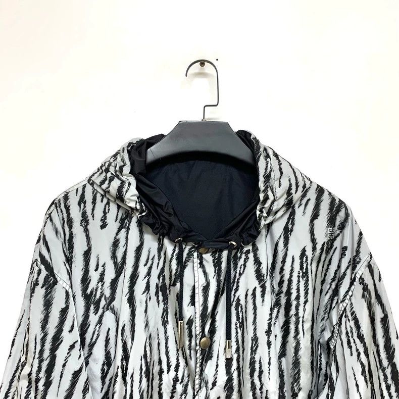 Givenchy Givenchy Size46 Double Sided Wear Nylon Windbreaker Size 46 Size US XL / EU 56 / 4 - 6 Thumbnail