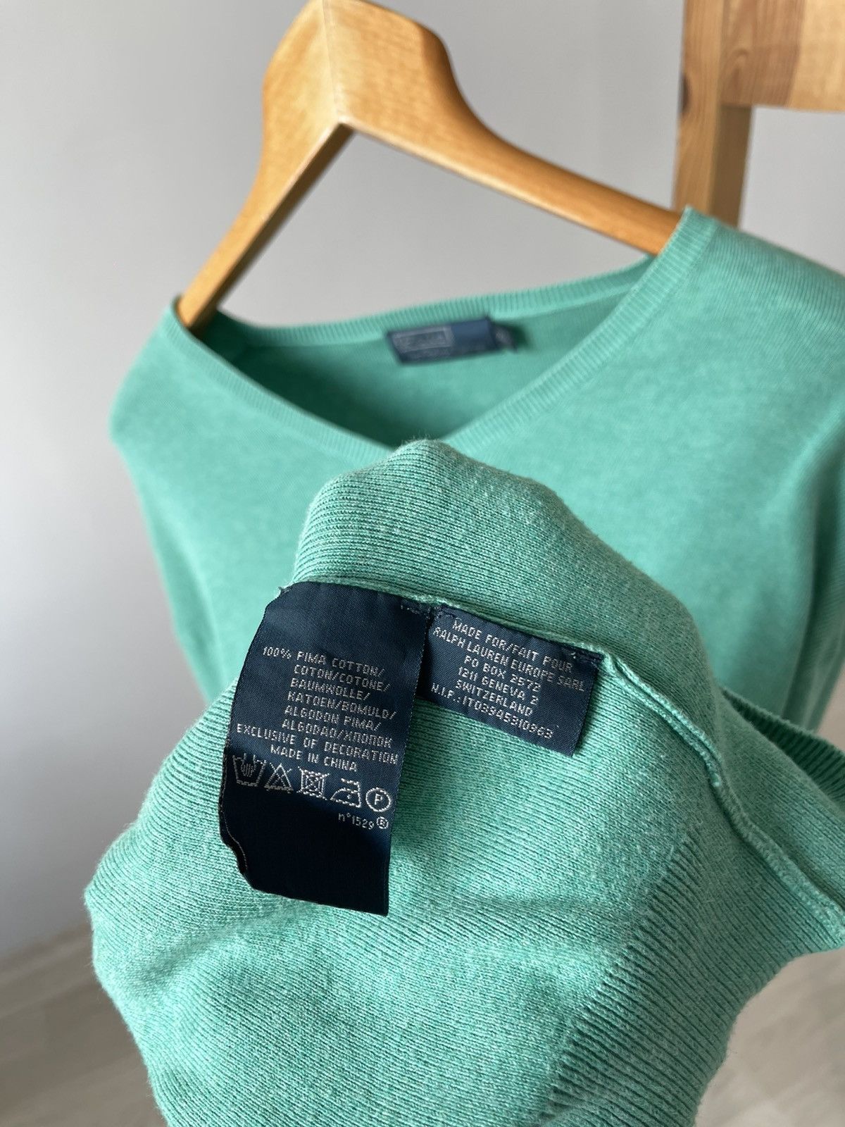 Polo Ralph Lauren VINTAGE 90s POLO RALPH LAUREN VNECK MINT PIMA COTTON SWEATER Size US XL / EU 56 / 4 - 9 Thumbnail