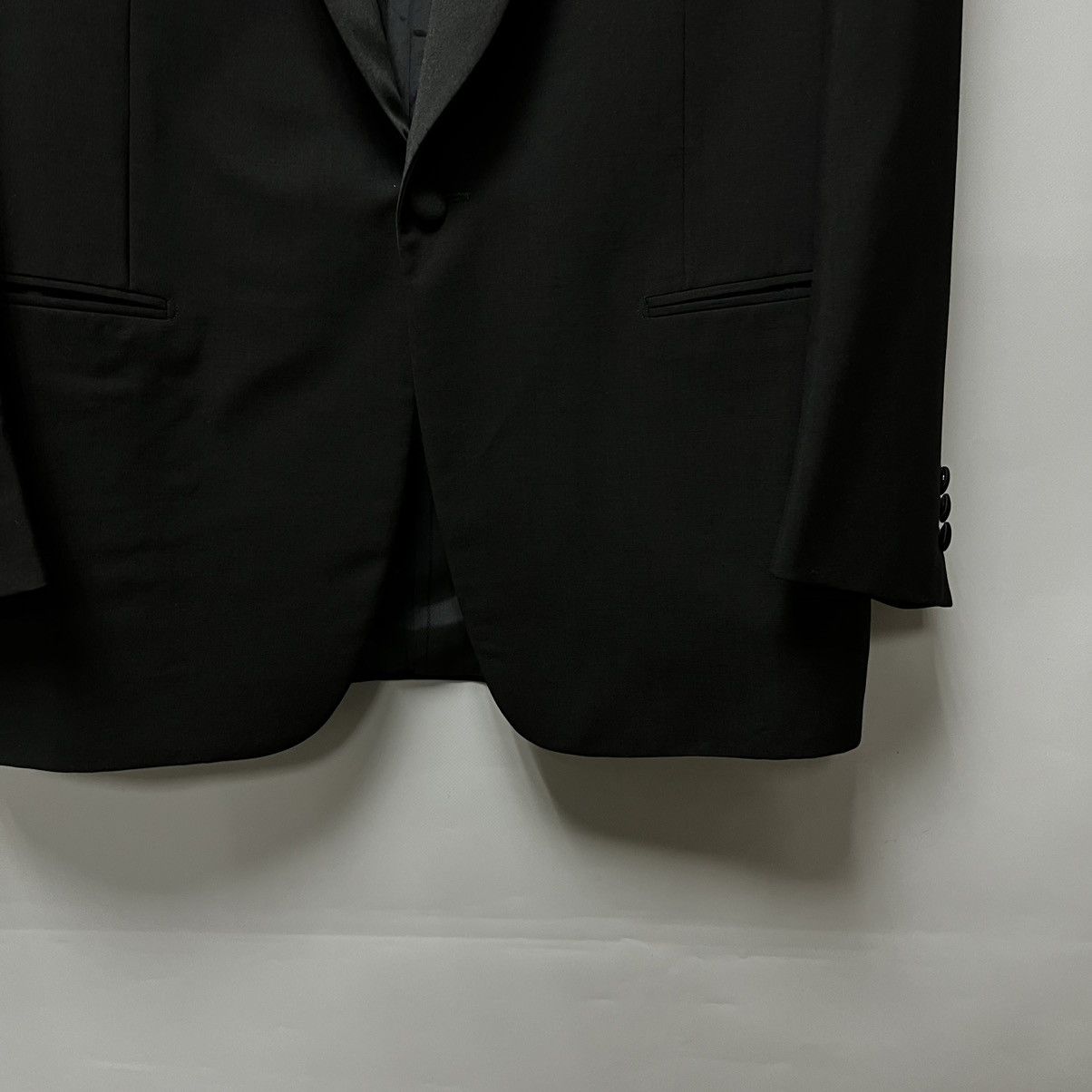 Corneliani Corneliani Suit Blazer and pants 2 piece men’s italy luxury Size 48R - 3 Thumbnail