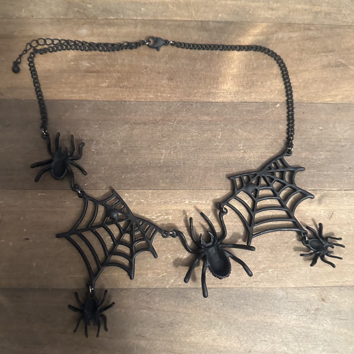 Other Gothic Halloween rhinestone spider necklace Size ONE SIZE - 5 Thumbnail