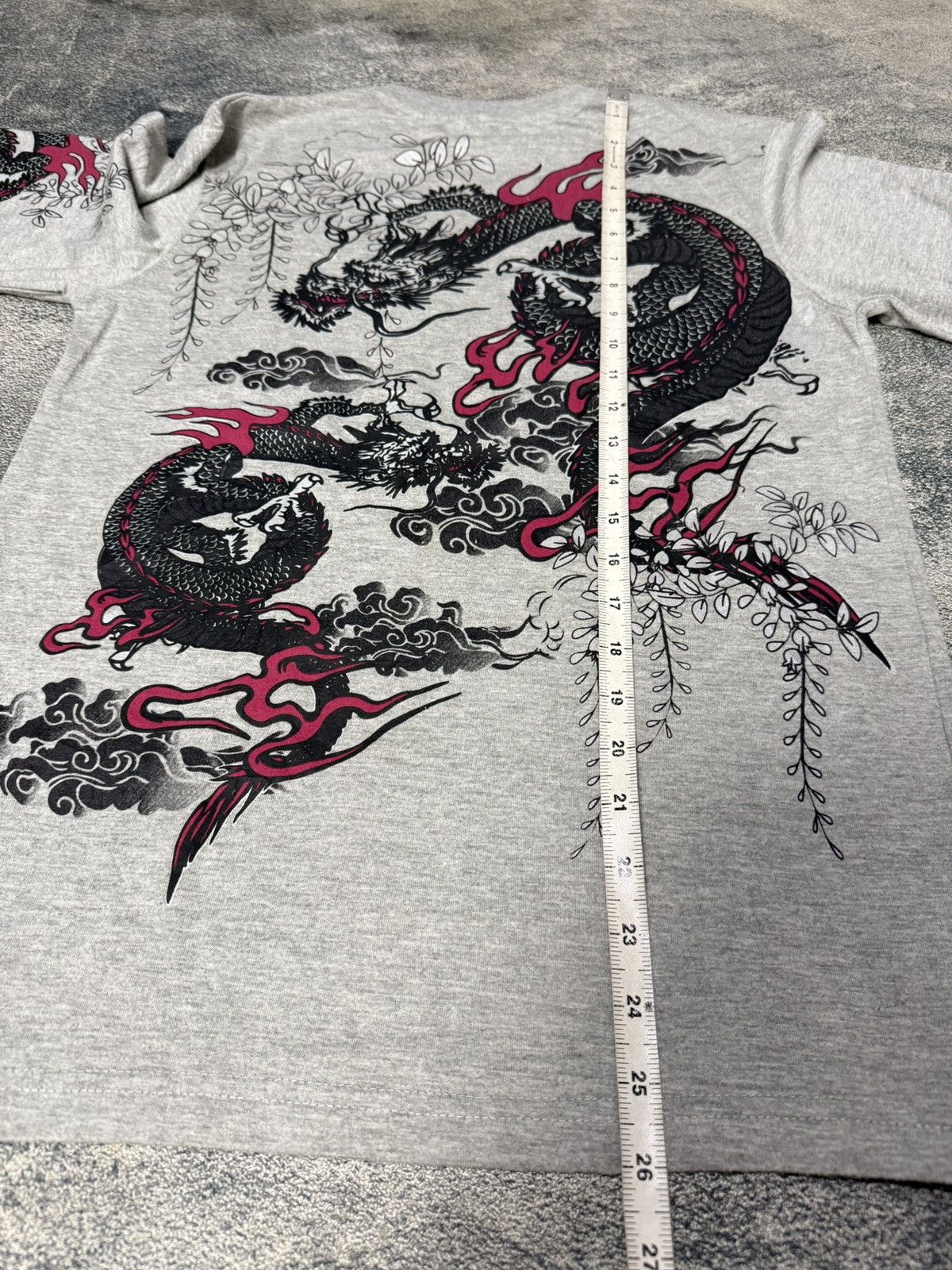 Karakuri Tamashii Vintage Rough Sukajan Dragon longsleeve Size US M / EU 48-50 / 2 - 7 Thumbnail
