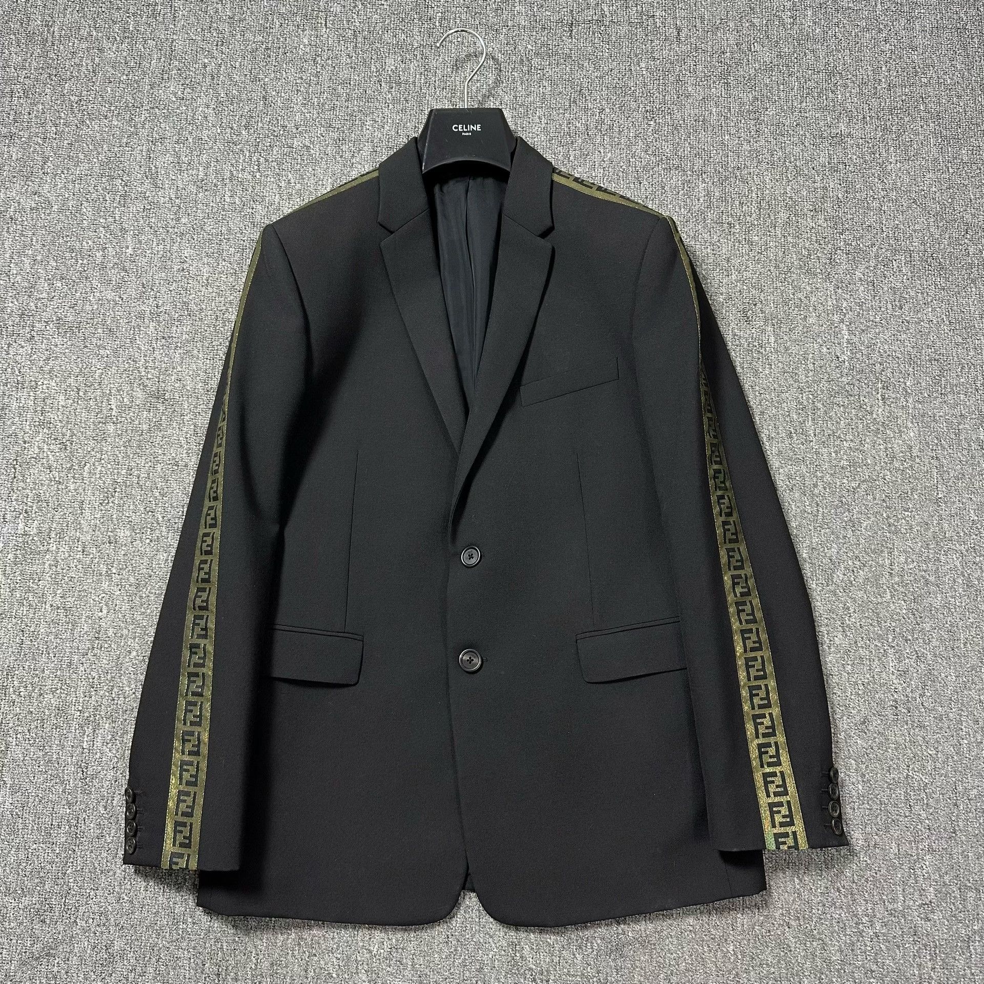 Fendi Fendi FF Logo Arm Stripe Blazer Size US L / EU 52-54 / 3 - 1 Thumbnail