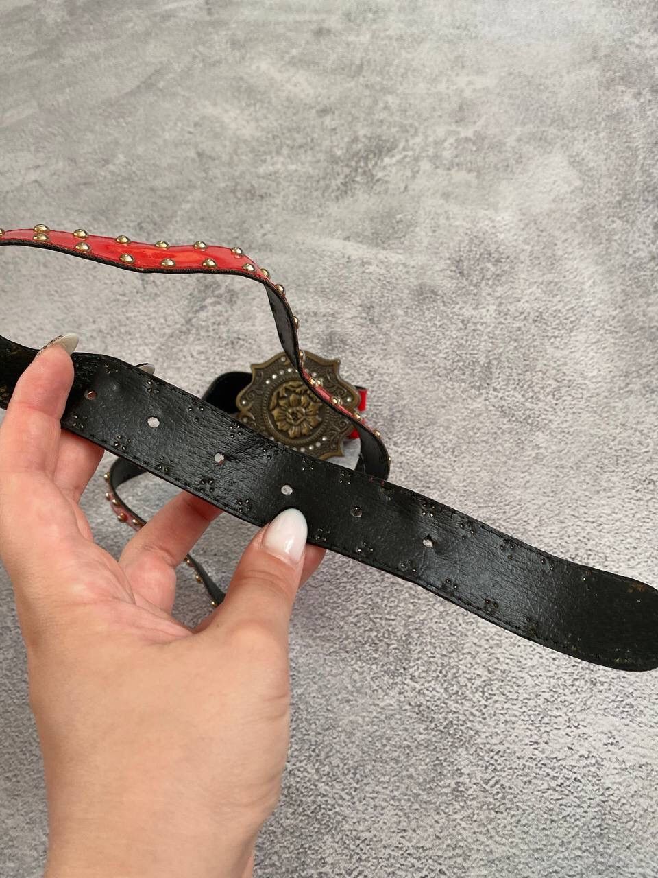 Vintage Vintage Red Rose Studded Belt Size 28 - 6 Thumbnail