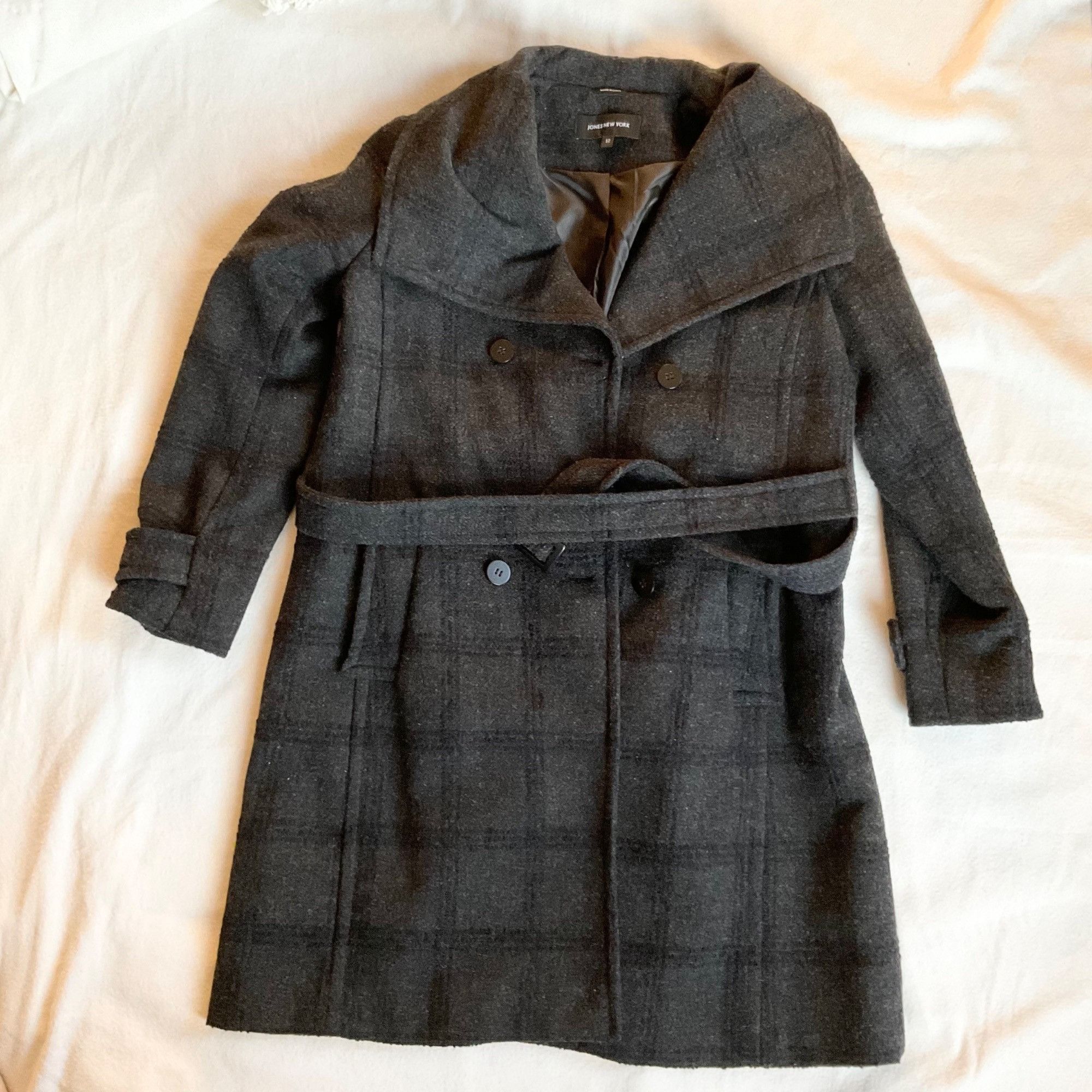 Jones New York JONES NEW YORK women plaid wool gray black coat SZ12 bust42 Size XL / US 12-14 / IT 48-50 - 1 Thumbnail
