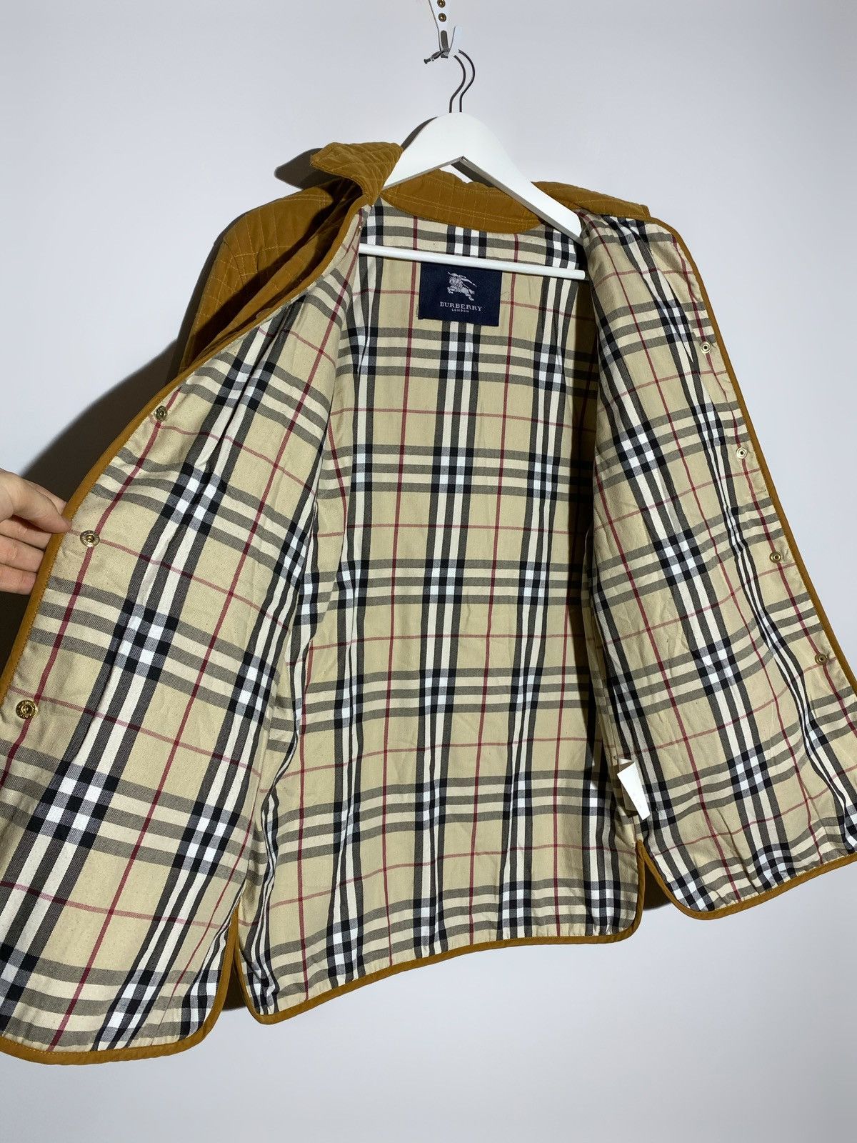 Burberry Burberry’s vintage nova check quilted jacket Size US M / EU 48-50 / 2 - 13 Thumbnail