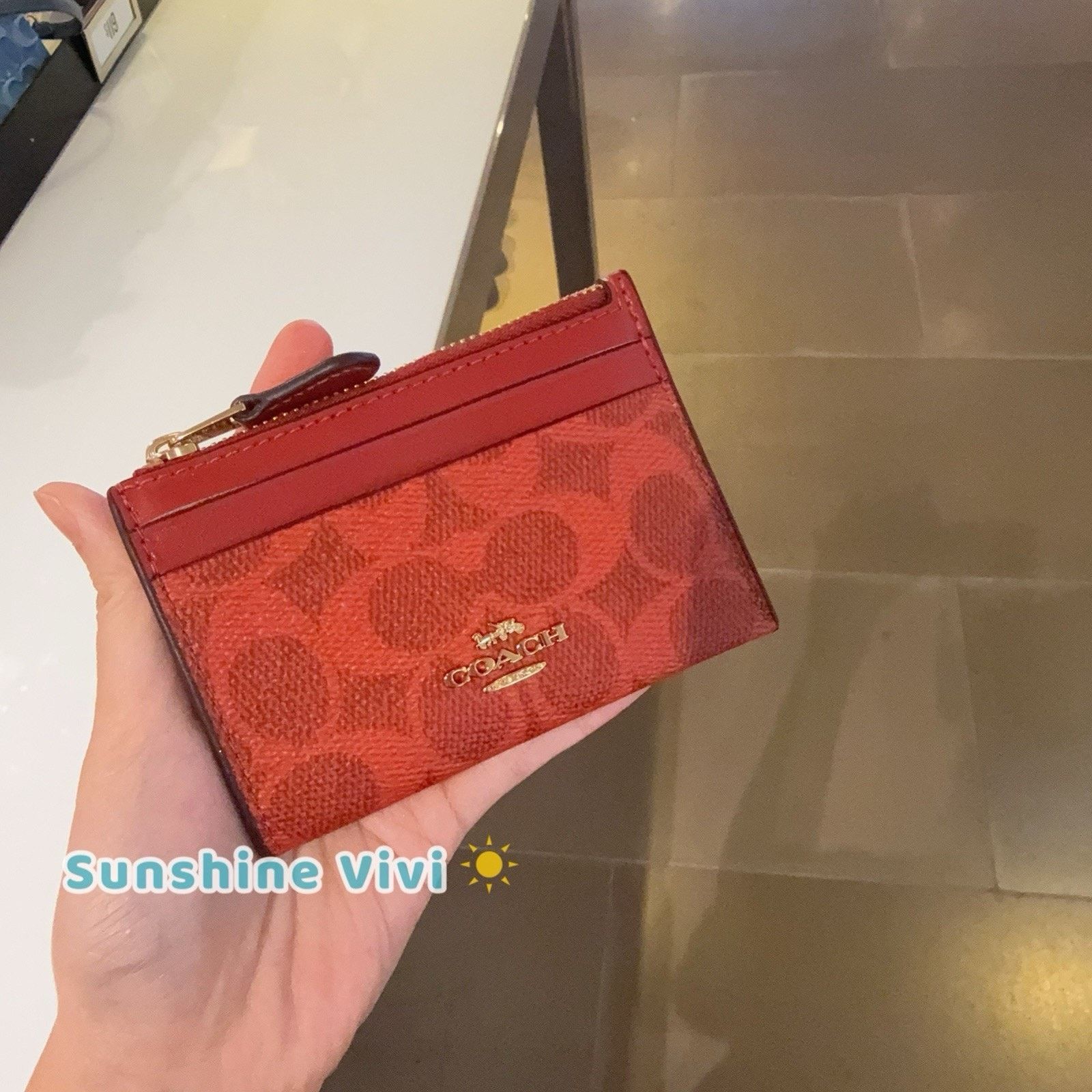 Coach NWT Coach Mini Skinny ID Case CW870 Signature Canvas CRIMSON Size ONE SIZE - 1 Thumbnail