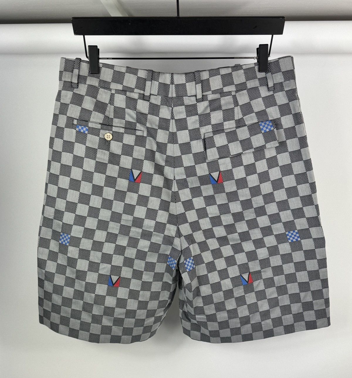 Louis Vuitton 37th AMERICA’S CUP SHORTS Size US 34 / EU 50 - 2 Thumbnail