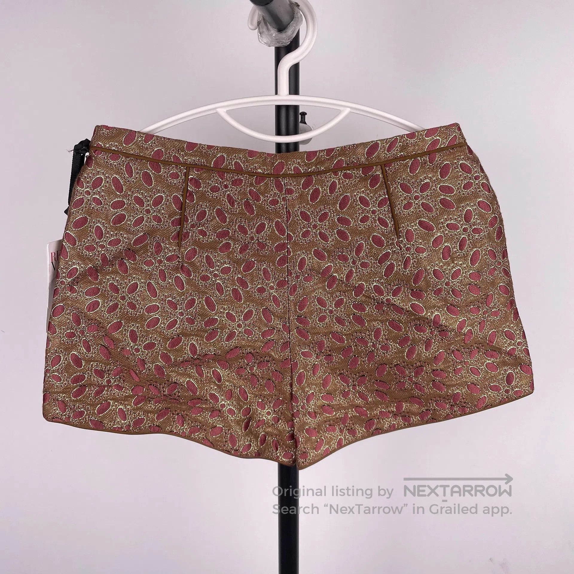 Valentino Valentino Gold Shorts Size 40| Size 39" - 3 Thumbnail