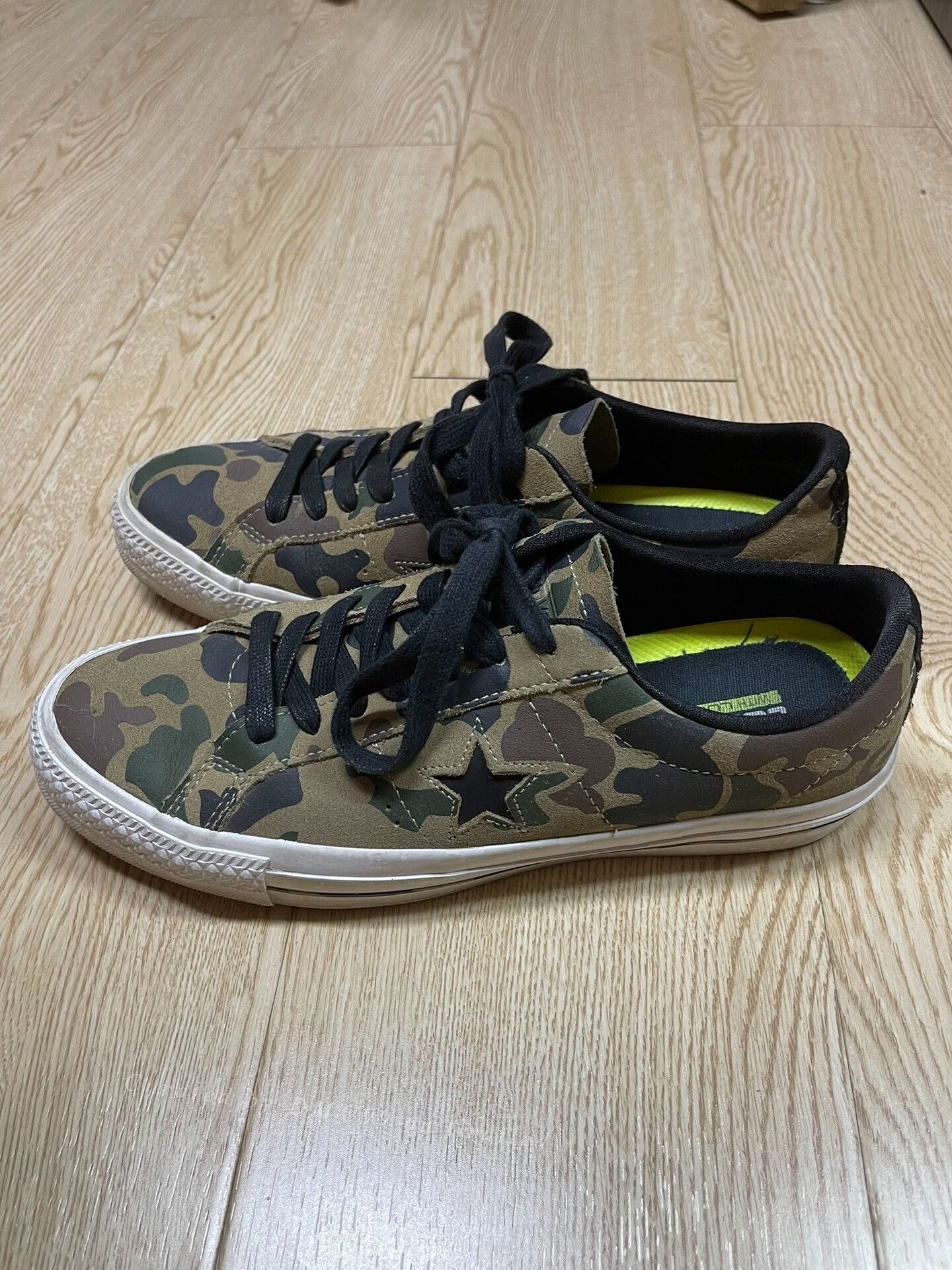 Converse Converse One Star Camo Suede Limited Size US 8 / EU 41 - 1 Thumbnail