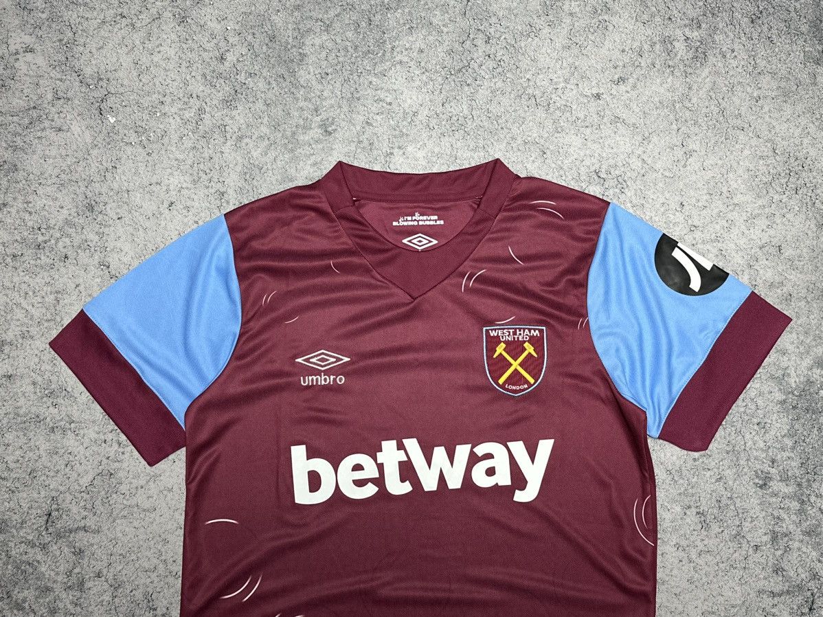 Umbro West Ham Umbro Soccer Home Bubbles Jersey Blokcore Size US M / EU 48-50 / 2 - 2 Thumbnail