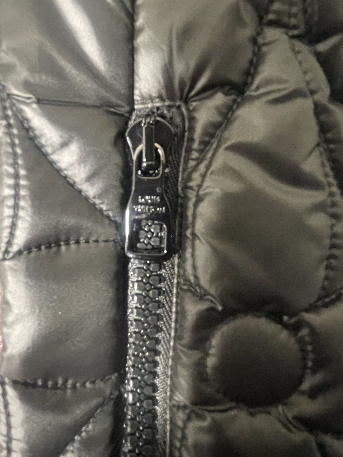 Louis Vuitton Louis vuitton vest monogram quilted design Size US L / EU 52-54 / 3 - 2 Thumbnail