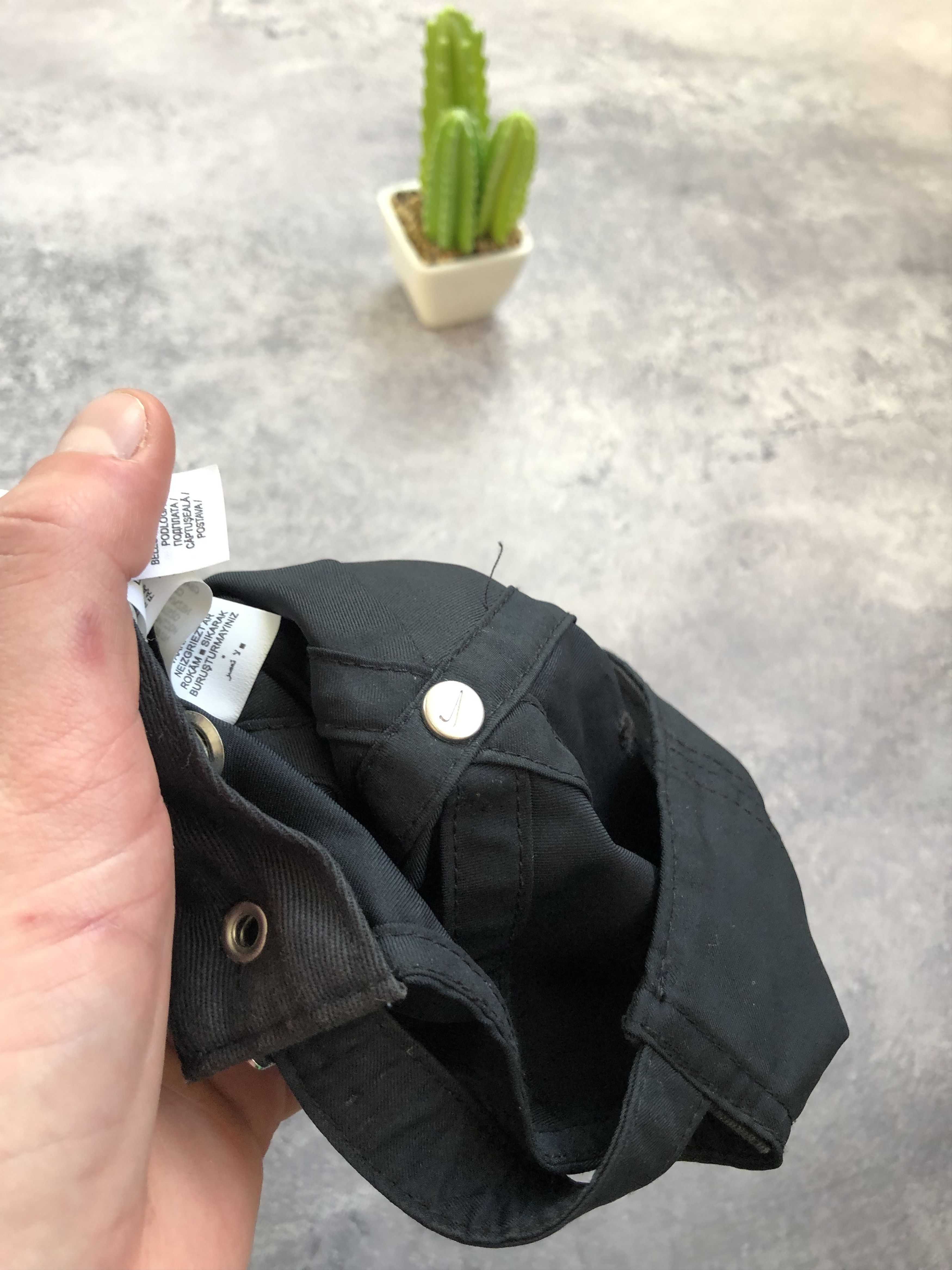 Nike NIKE Hype Metal Logo Streetwear Black Minimalistic Cap Black Size ONE SIZE - 12 Thumbnail