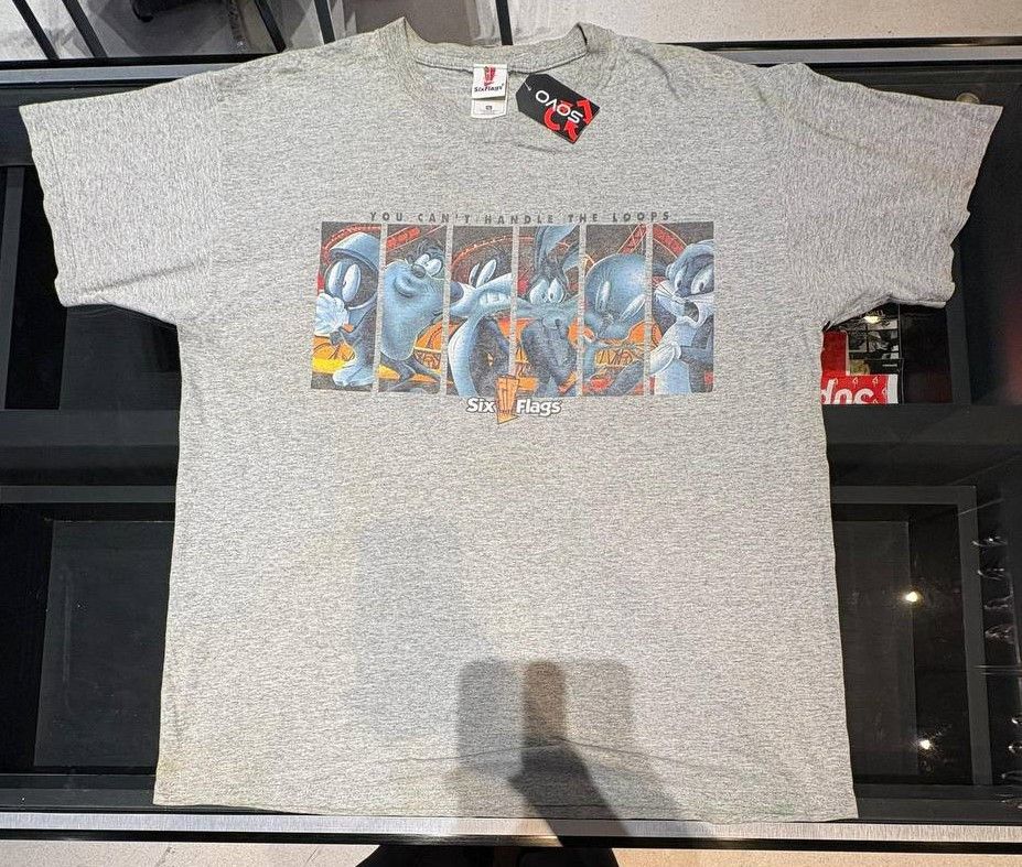 Other Six Flags Looney Tunes “You Can’t Handle The Loops” Tee Size US XL / EU 56 / 4 - 1 Thumbnail