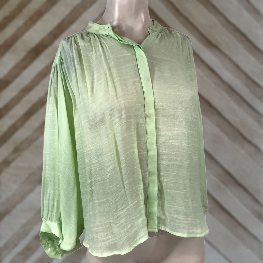 Vintage MAEVE GREEN LONG SLEEVE TOP Collared Button Rayon Blend Womens XS Size XS / US 0-2 / IT 36-38 - 1 Thumbnail