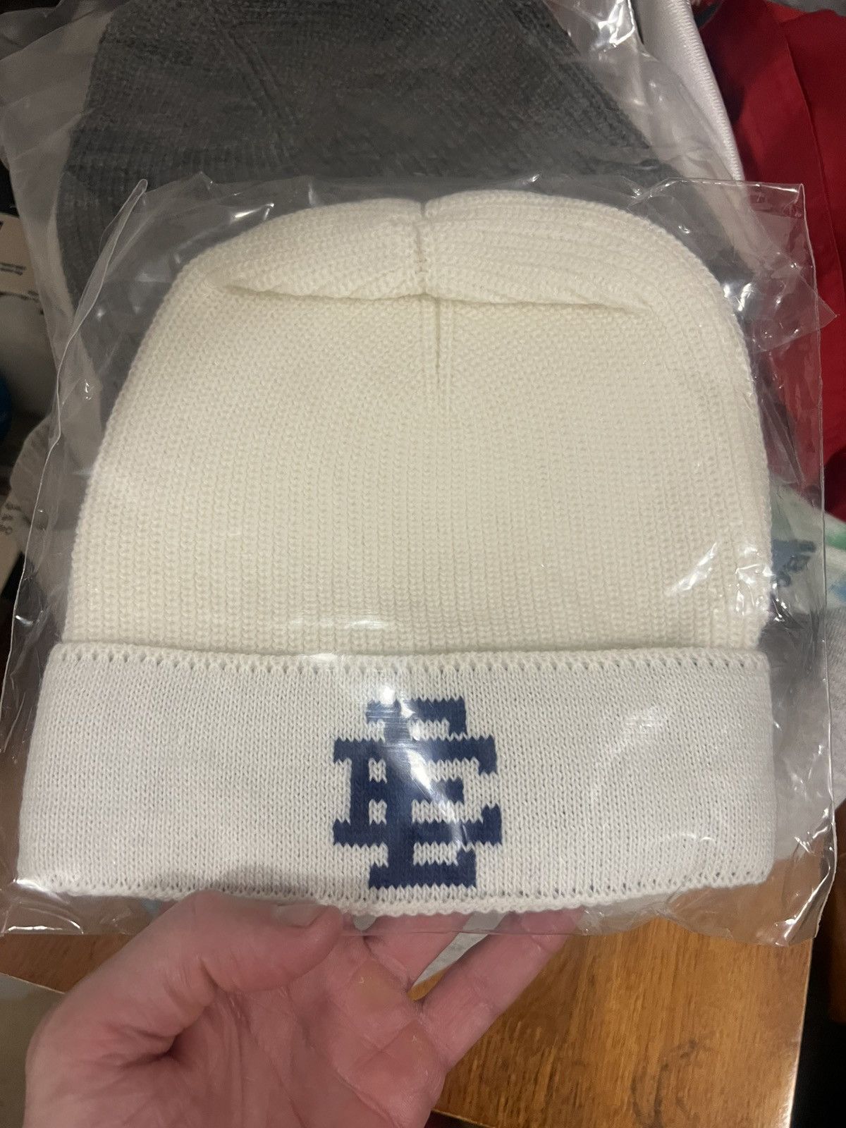 Eric Emanuel Eric Emanuel EE ivory w navy winter hat beanie Size ONE SIZE - 1 Thumbnail