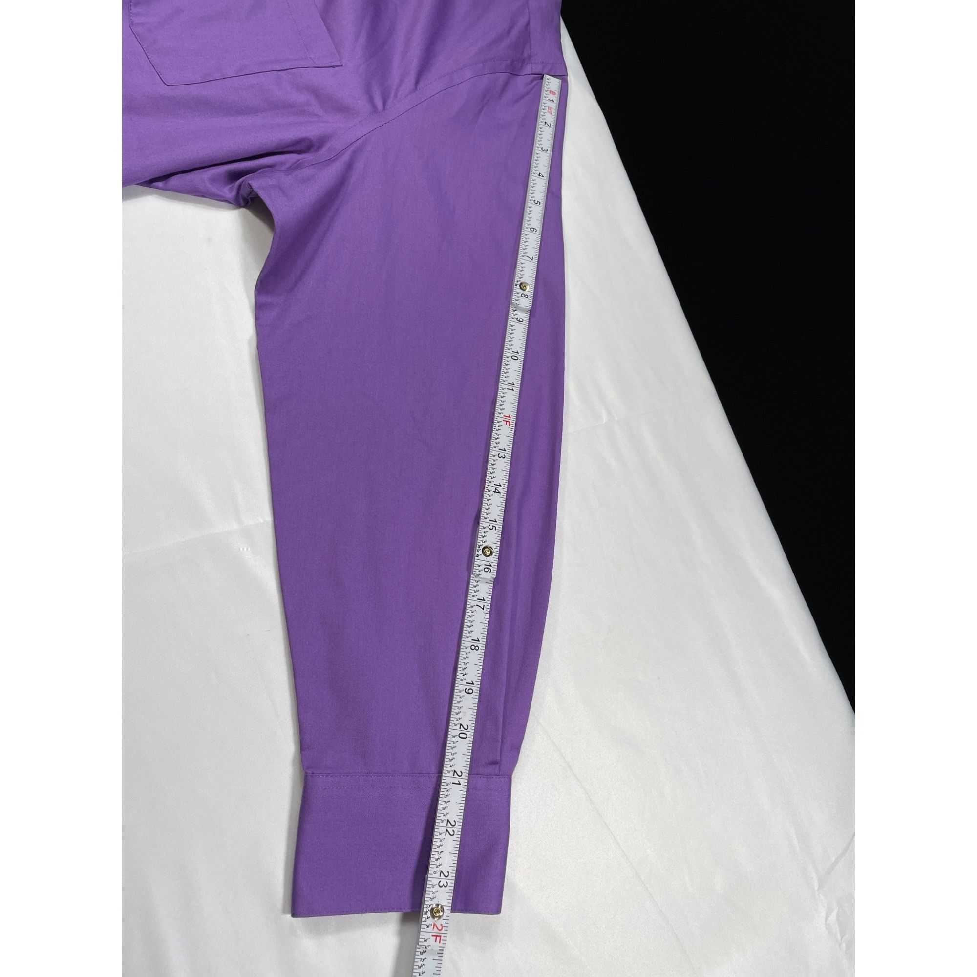 Van Heusen Van Heusen SKU 7587 Mens Purple Long Sleeve Button Down Shir Size US XL / EU 56 / 4 - 7 Thumbnail