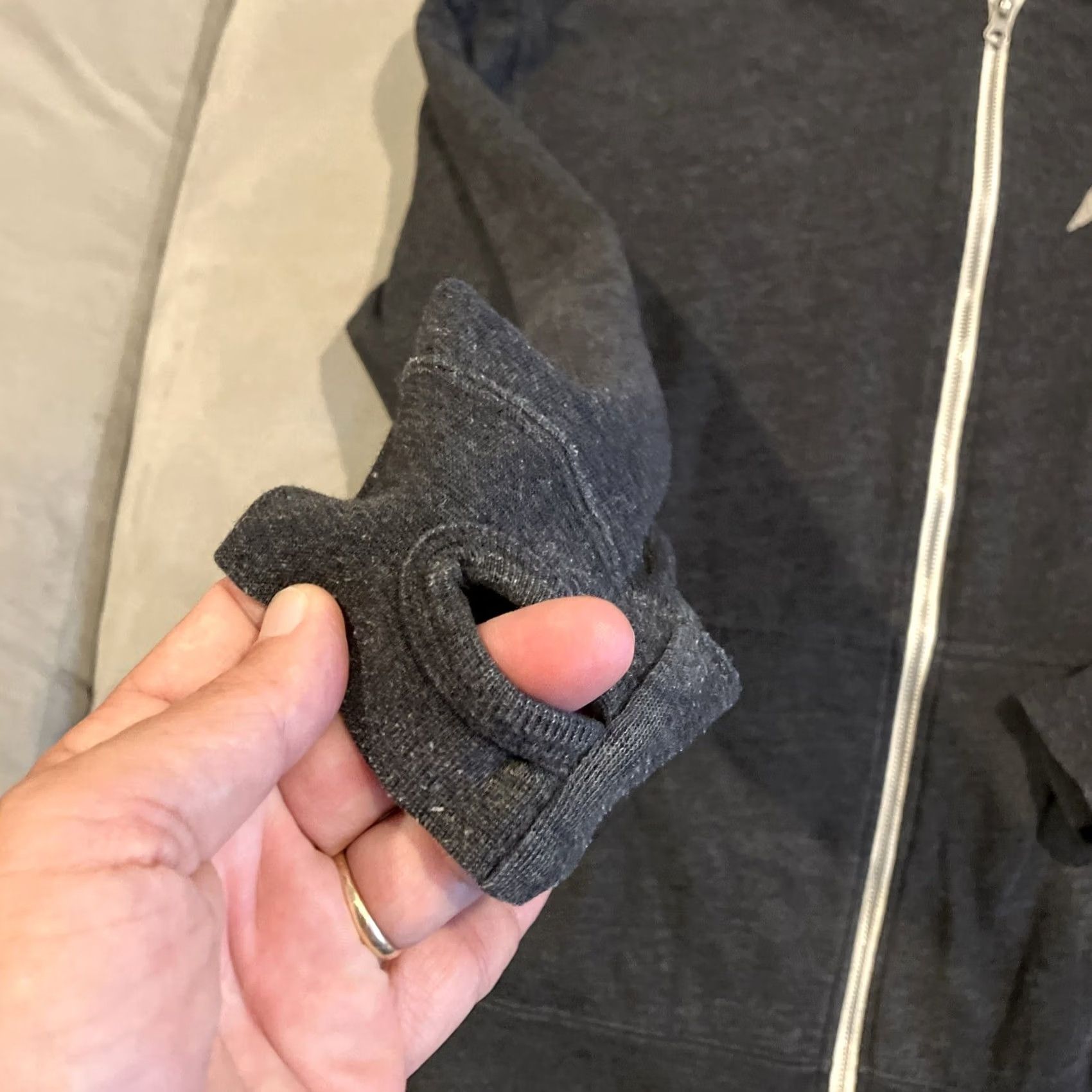 Vintage Foo Fighters 2018 Wrigley Field Hoodie Sweatshirt Large RARE Full Zip Gray Men Size US L / EU 52-54 / 3 - 4 Thumbnail
