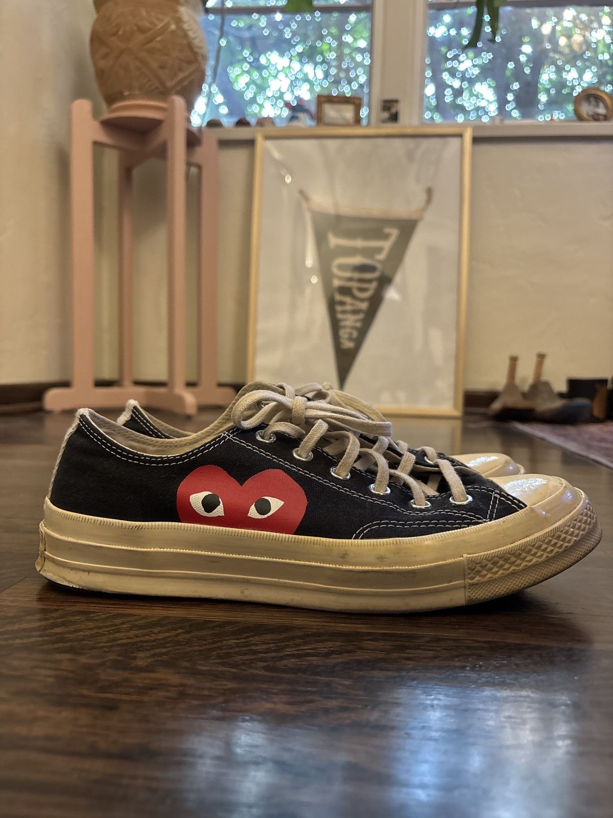 Comme des Garcons Converse x CDG play OG low tops comme des garcons Size US 8 / EU 41 - 1 Thumbnail