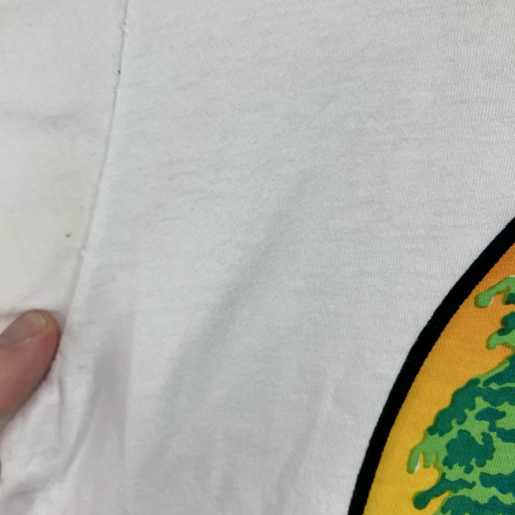 Vintage VINTAGE Bee by Bee Unisex Adult T-Shirt 90s Graphic Print Cotton Short Sleeve Large White Jungle Conservation Eco-Friendly Size US L / EU 52-54 / 3 - 6 Thumbnail