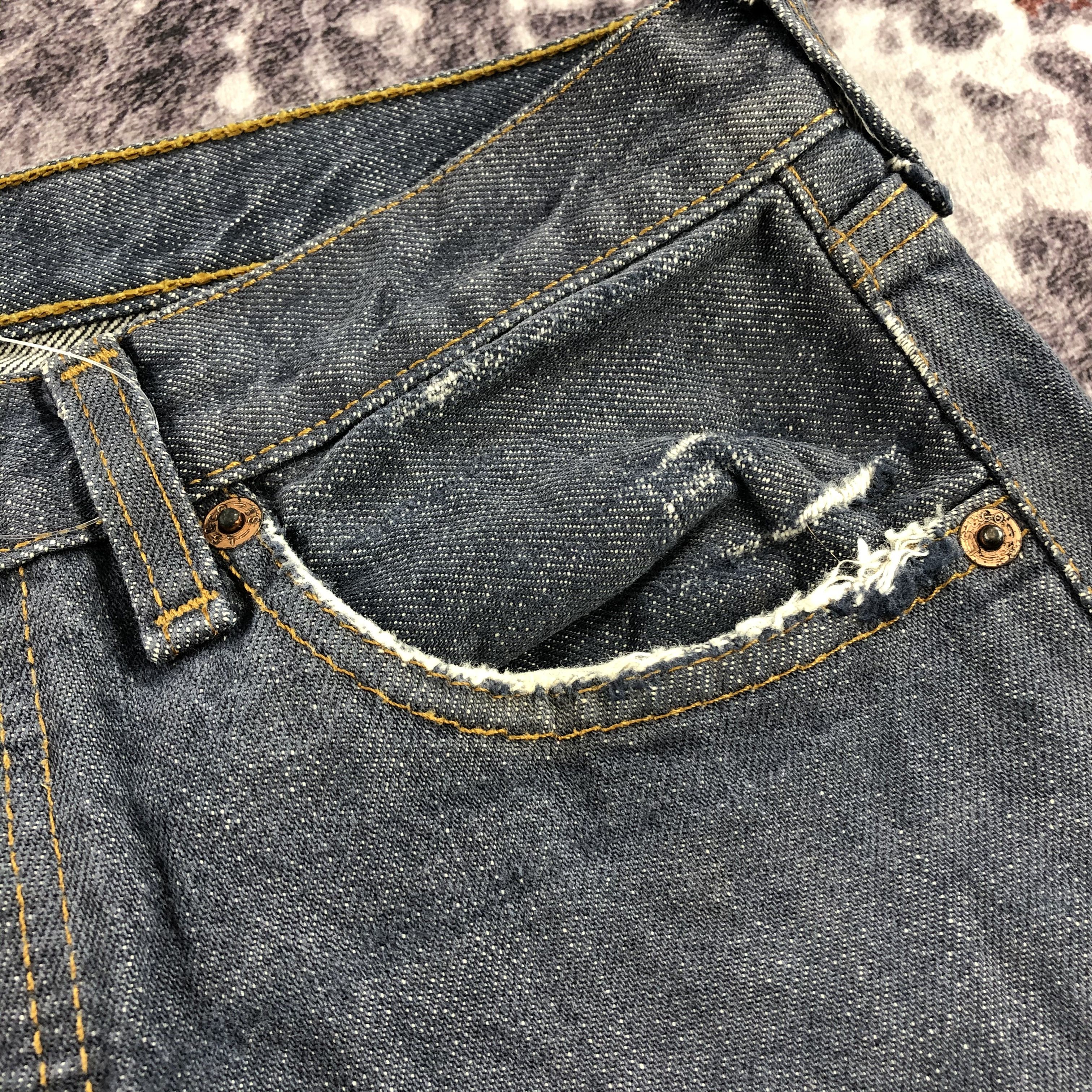 Levi's 90s Vintage Ripped Levis 501 Jeans-JM2674 Size US 28 / EU 44 - 13 Thumbnail